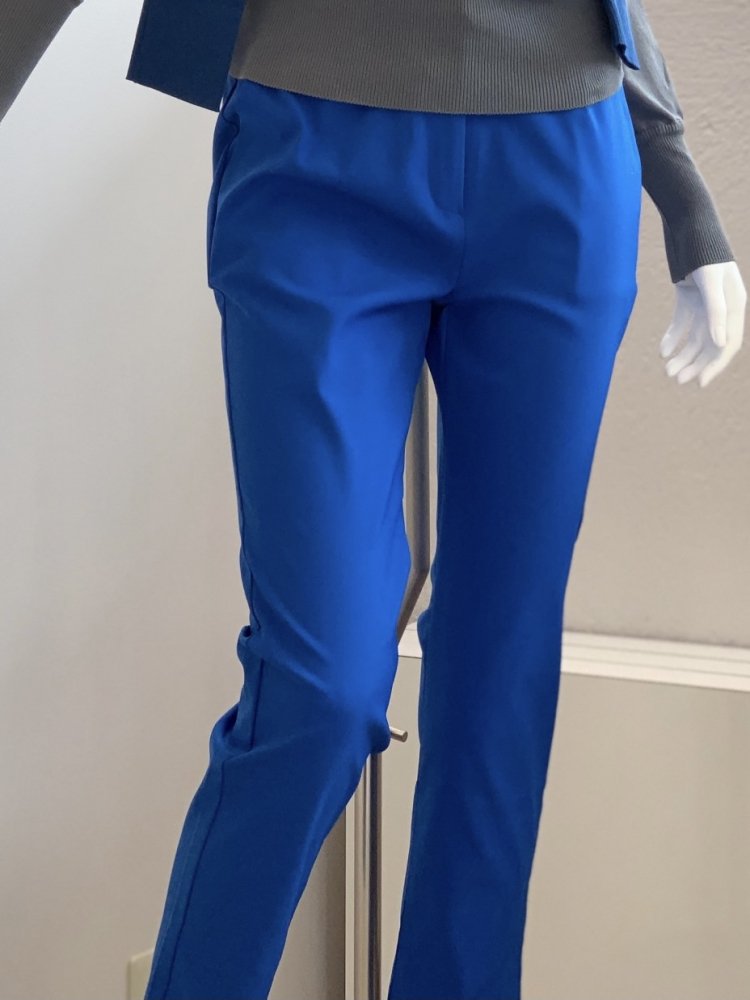 フロントダーツ細ストレッチパンツ(ロイヤルブルー)