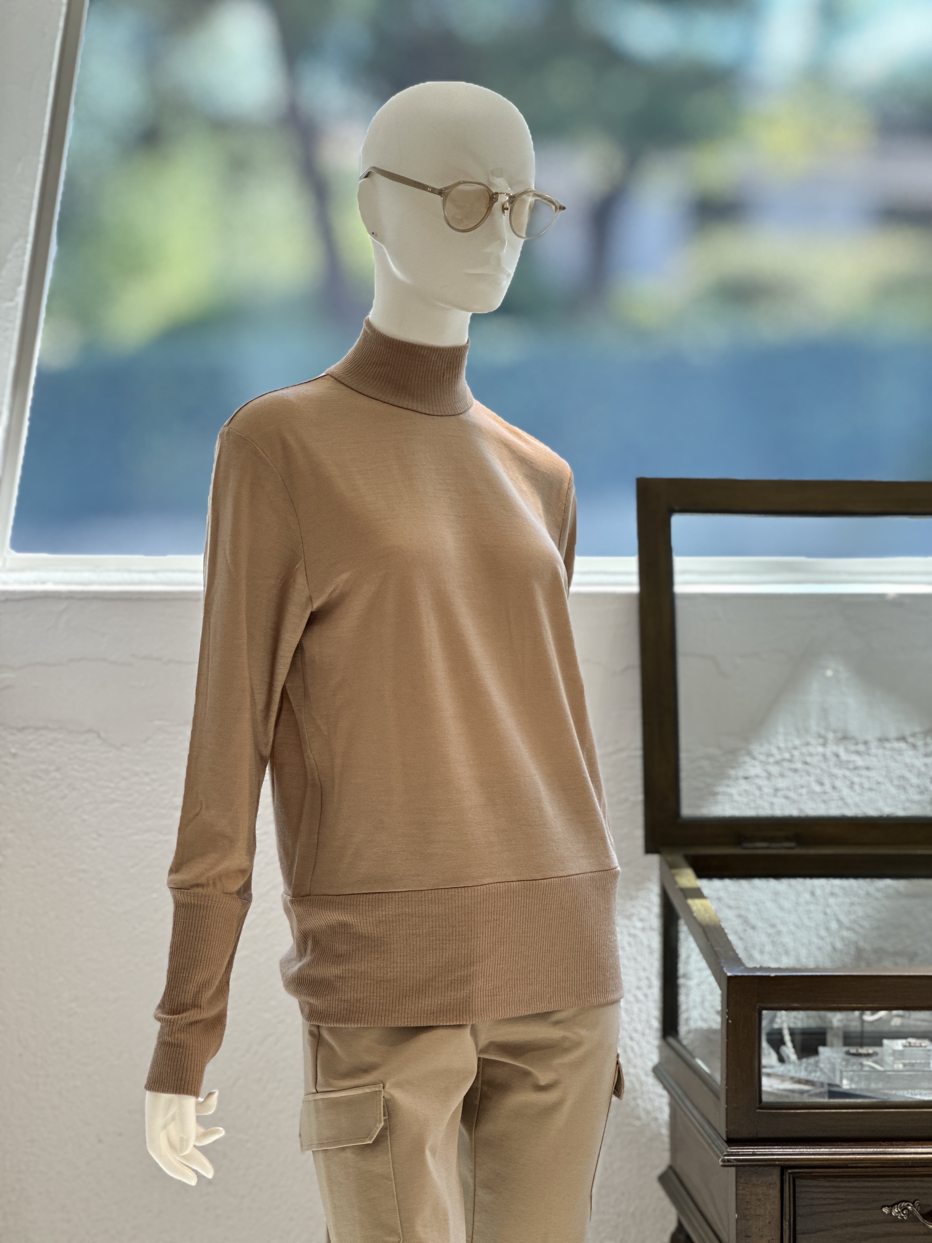 ニットカットリヴハイネック(キャメル)