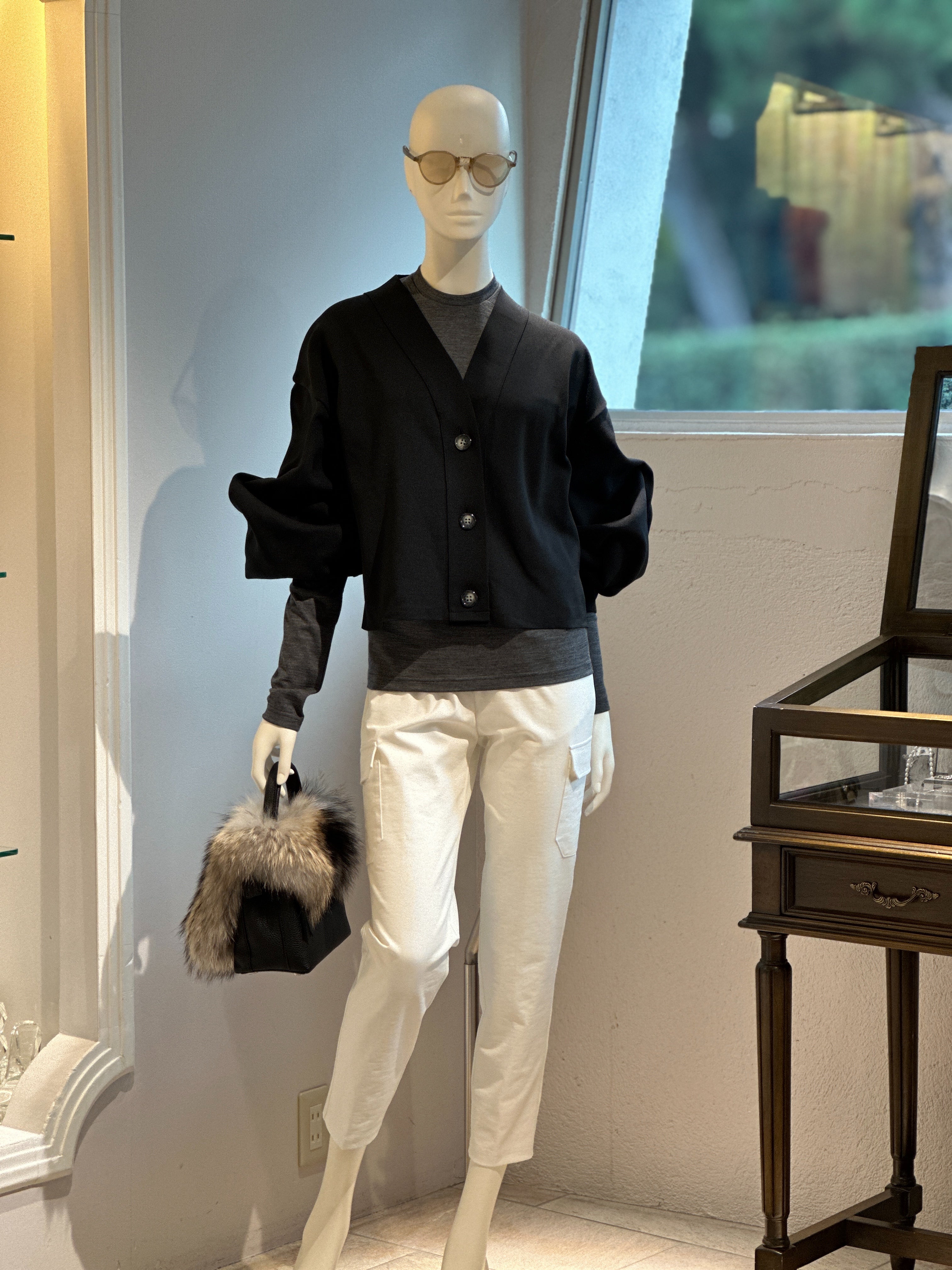 【コーデセット】ショートカーディガン×ニットカットクルーネック×カーゴパンツ