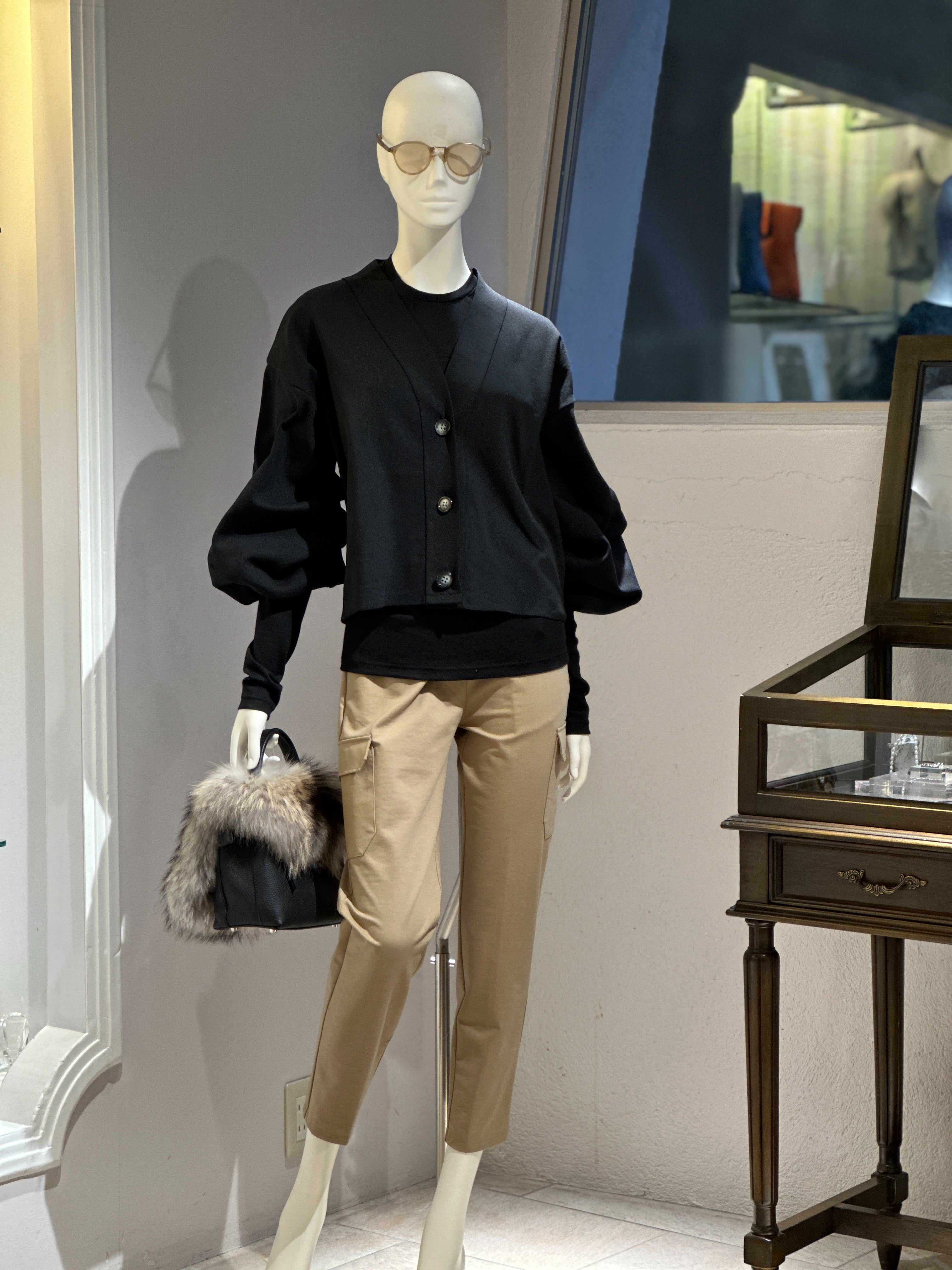 【コーデセット】ショートカーディガン×ニットカットクルーネック×カーゴパンツ