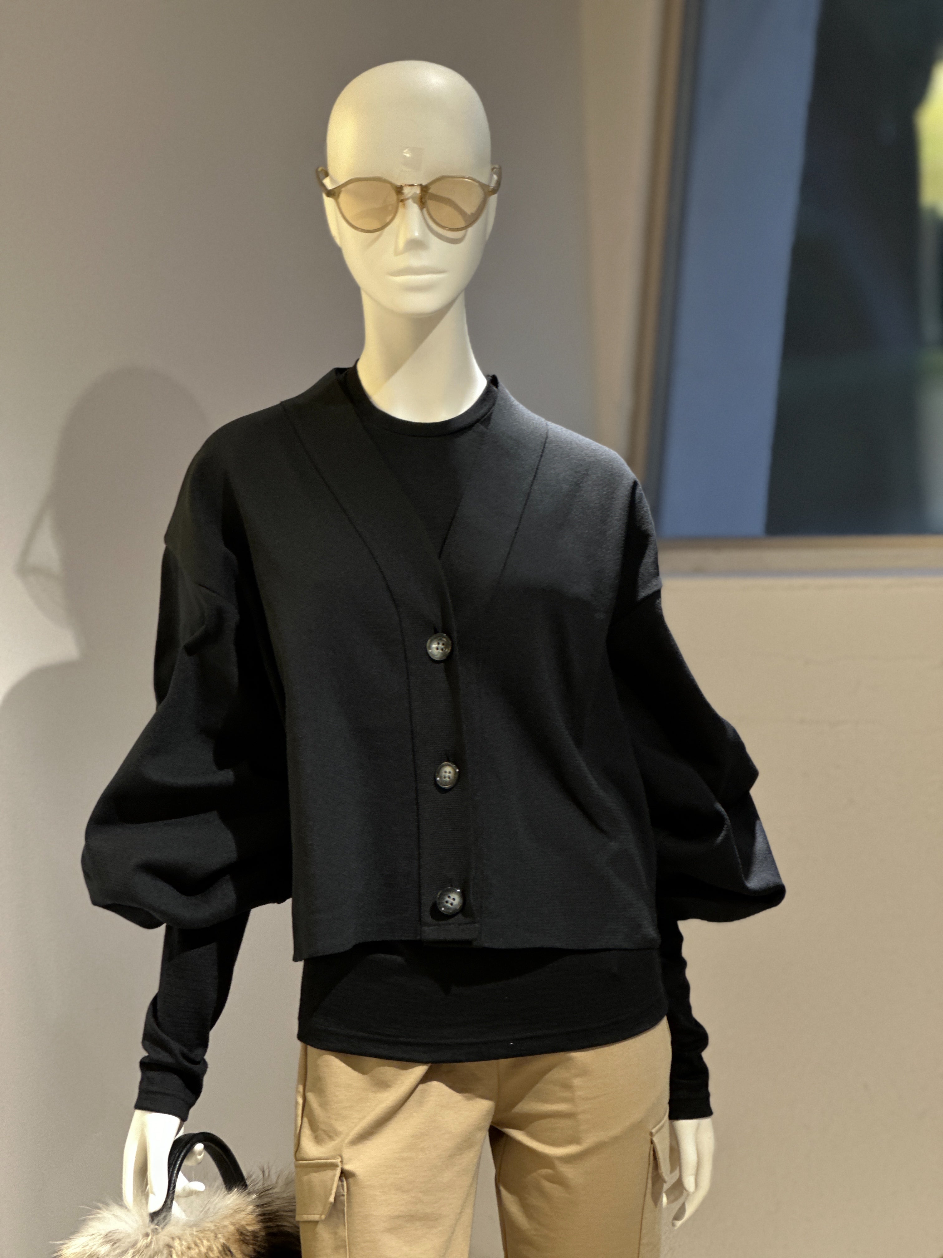【コーデセット】ショートカーディガン×ニットカットクルーネック×カーゴパンツ