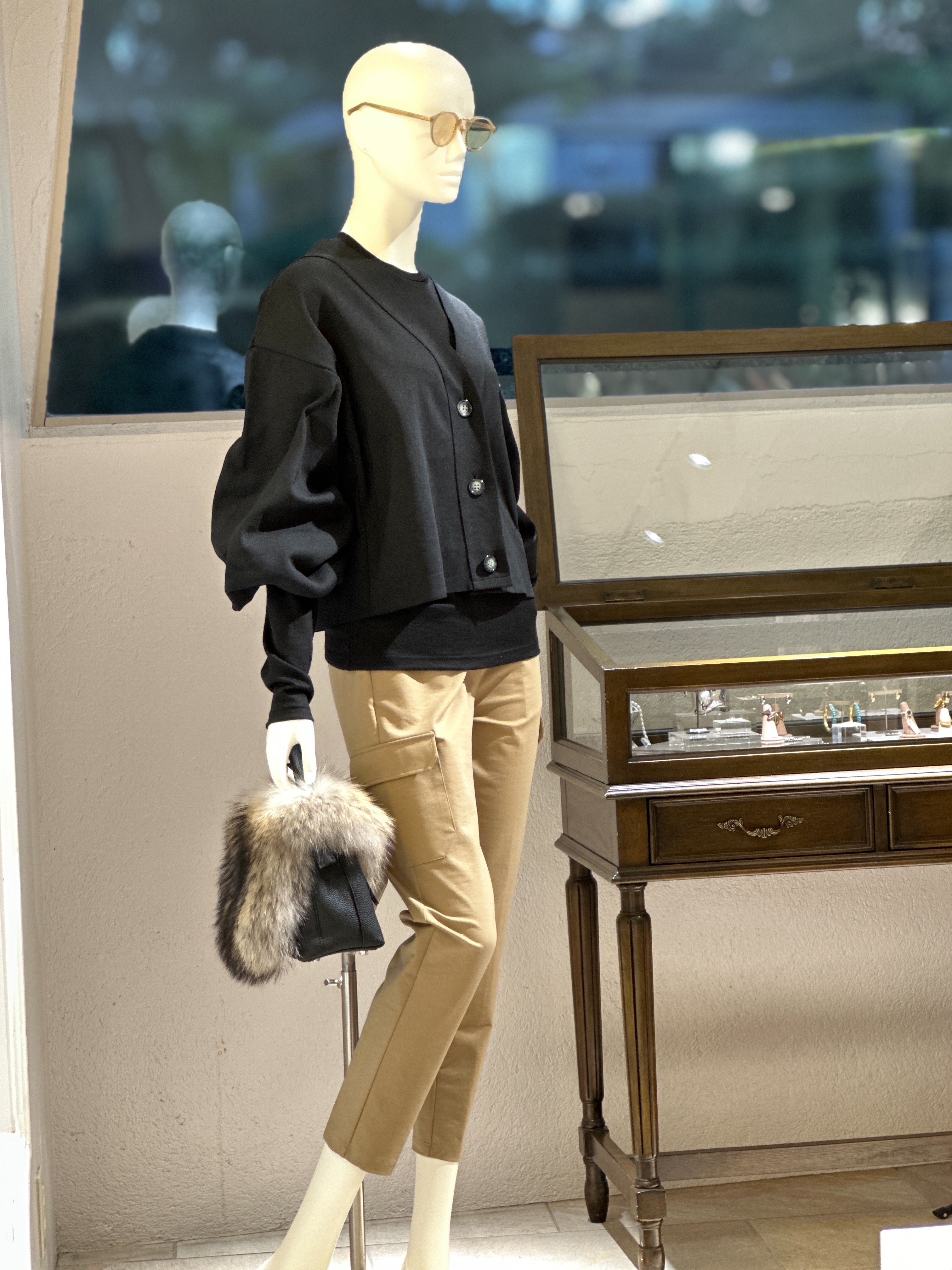 【コーデセット】ショートカーディガン×ニットカットクルーネック×カーゴパンツ