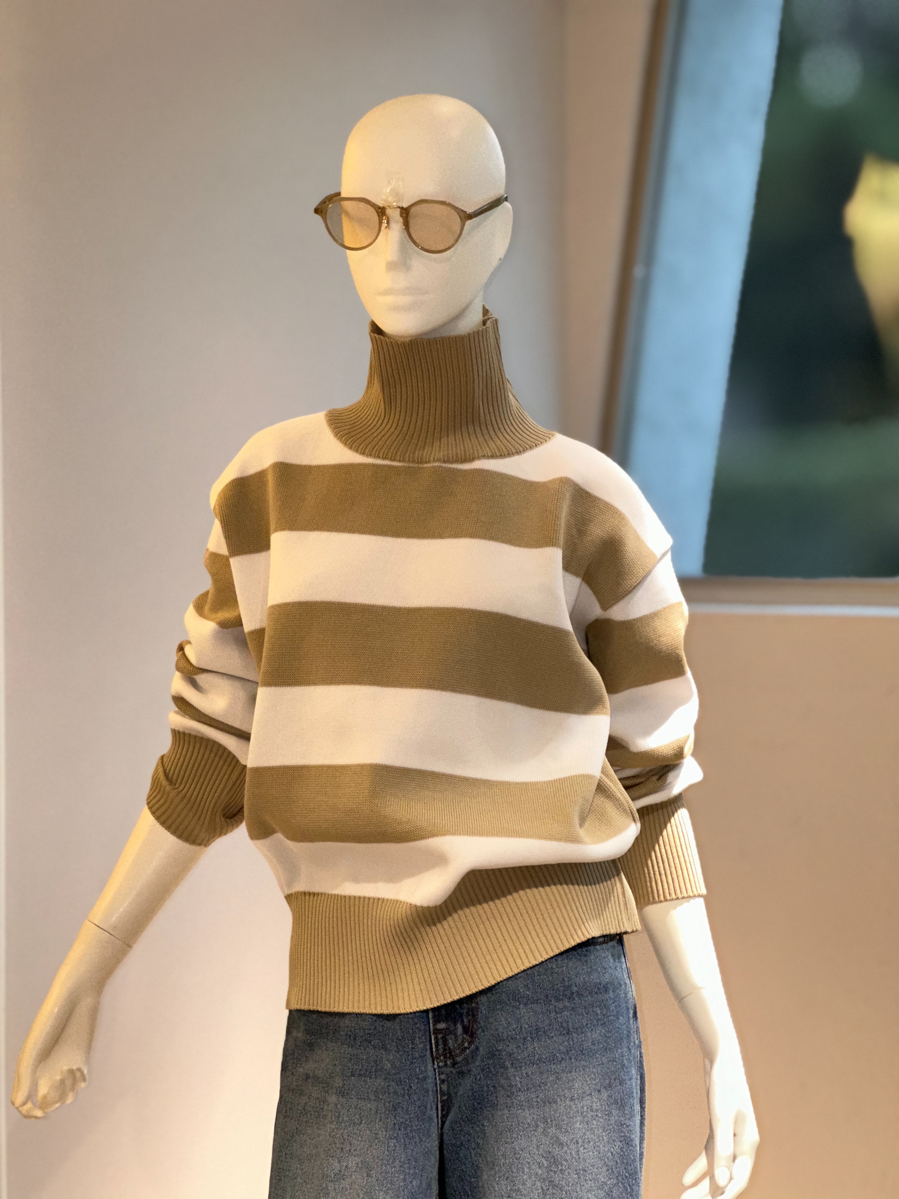 ハイネックザックリニット(ベージュ×ホワイト)