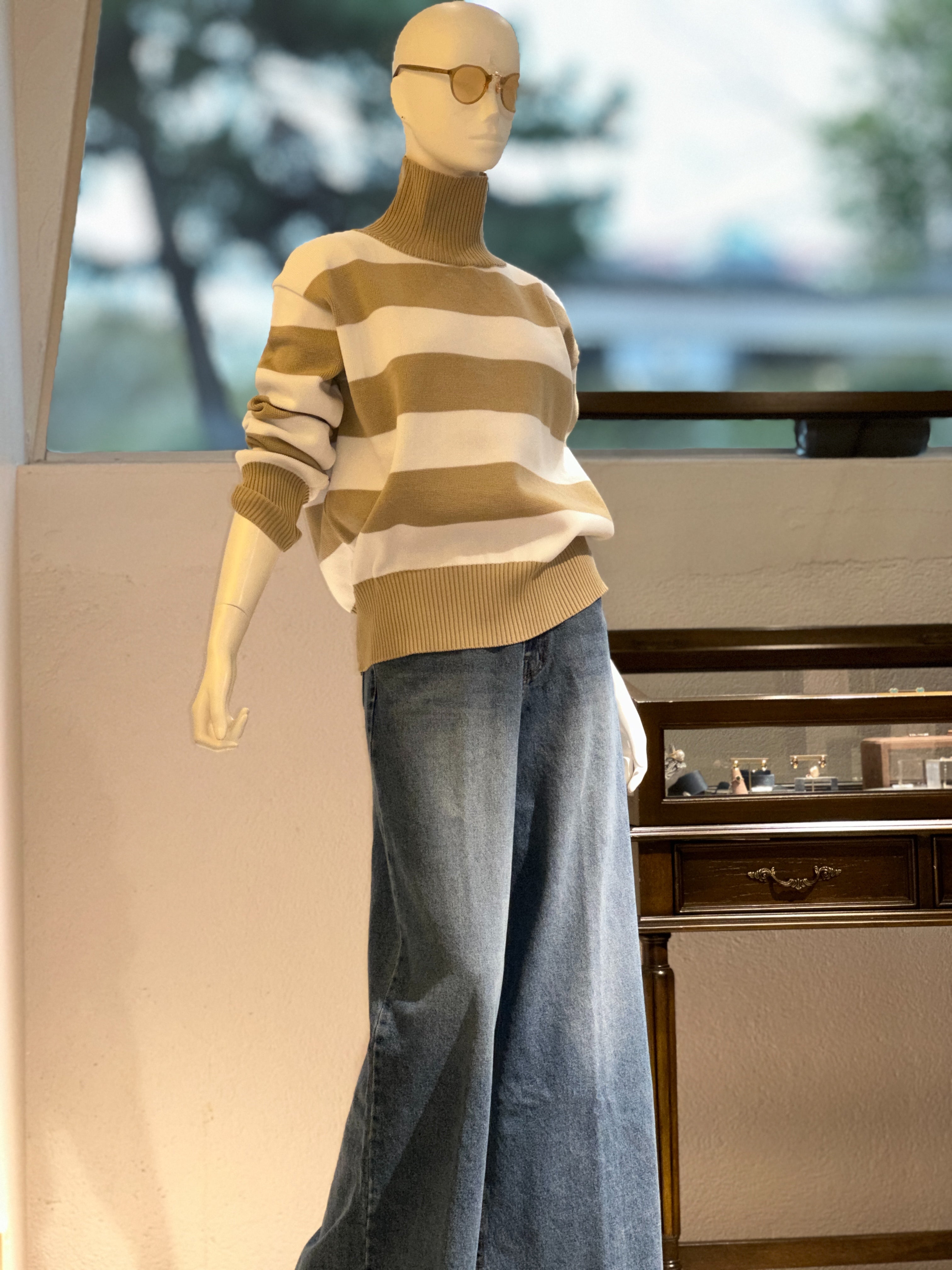 ハイネックザックリニット(ベージュ×ホワイト)