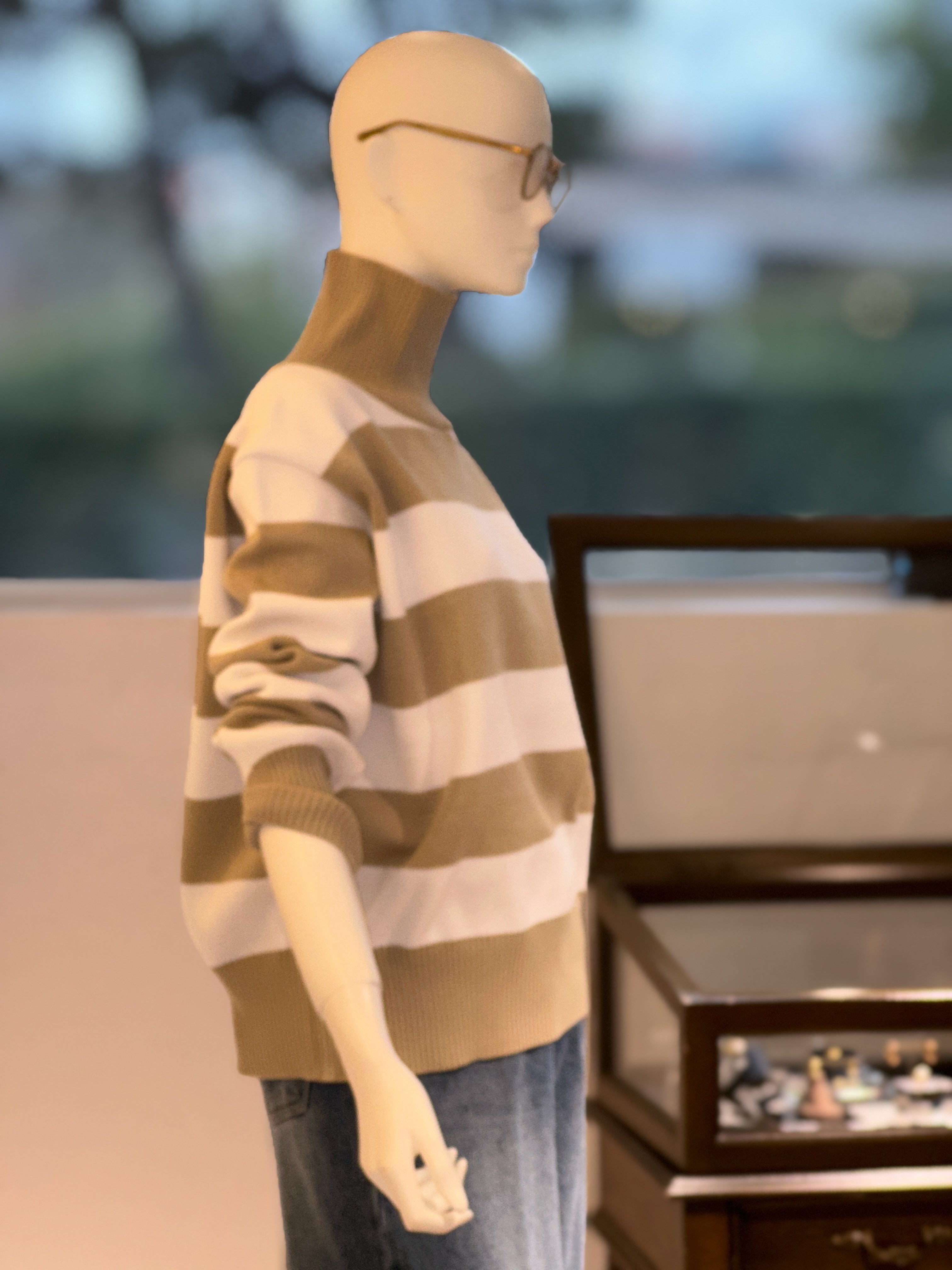 ハイネックザックリニット(ベージュ×ホワイト)