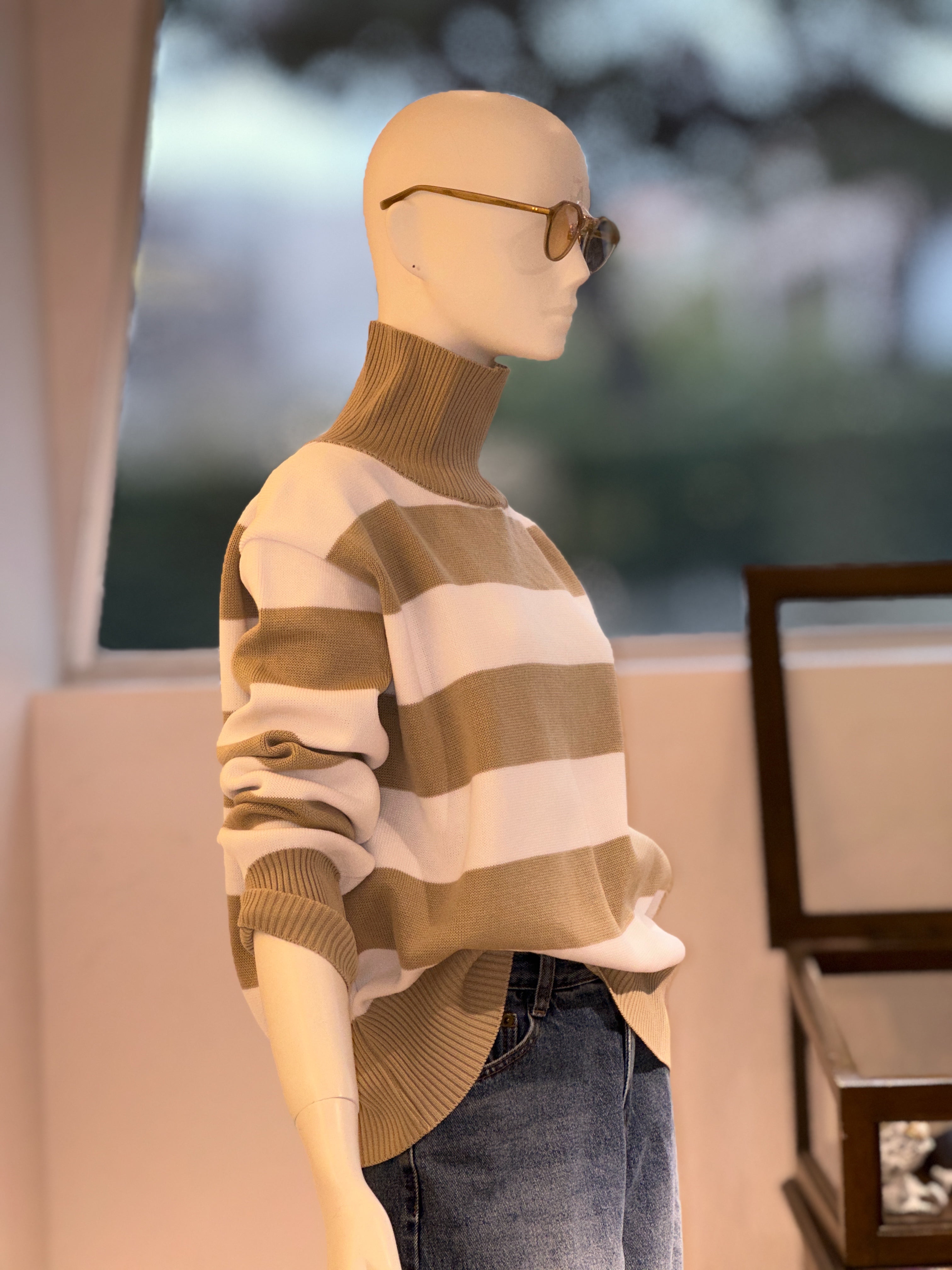 ハイネックザックリニット(ベージュ×ホワイト)