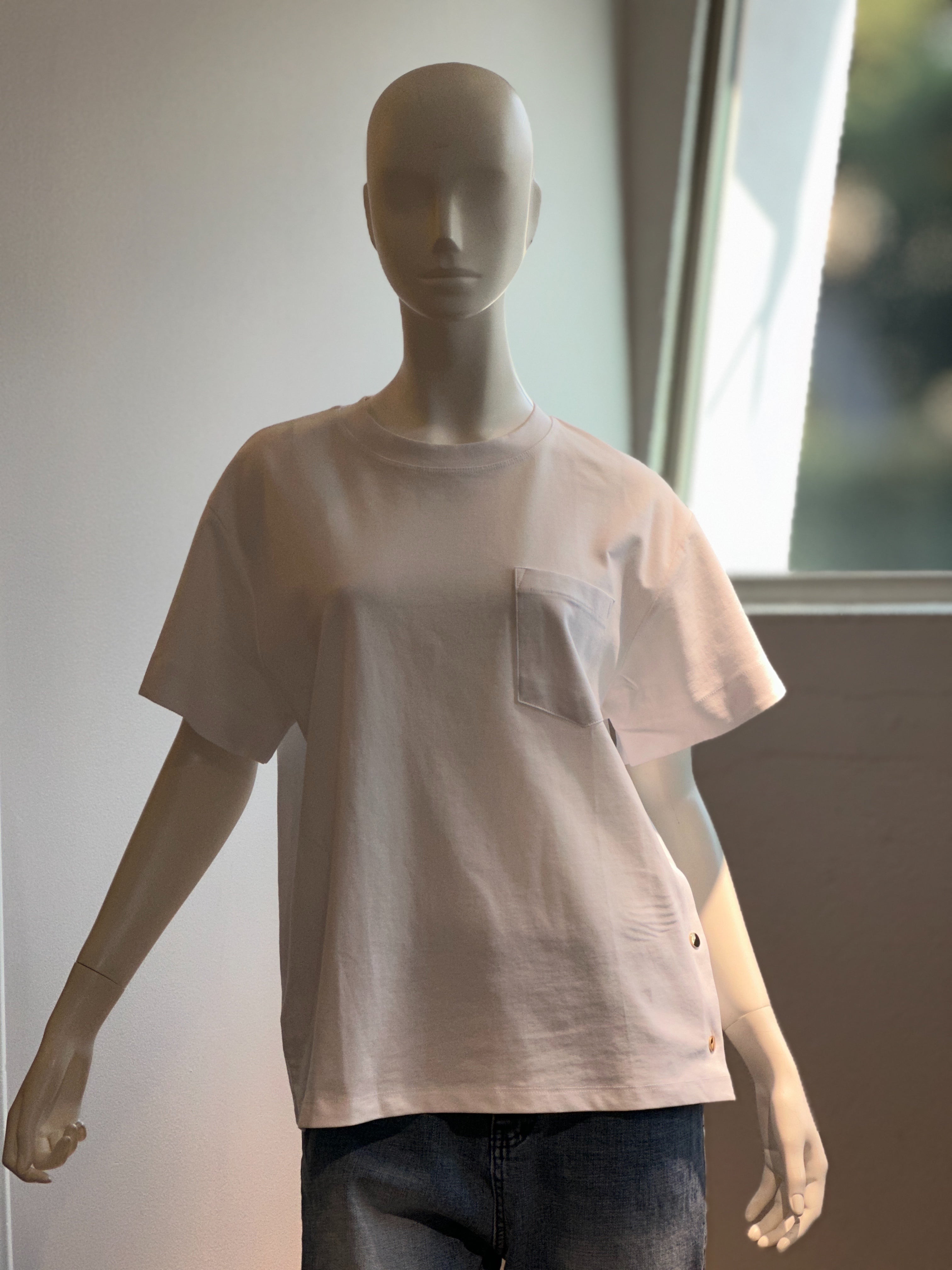 【コーデセット】ケーブルニットカーディガン(グレー×ホワイト)×ショートダンガリーシャツ(ライト)×サイドスナップカットソー×タイトストレートデニム(ライトブルー)
