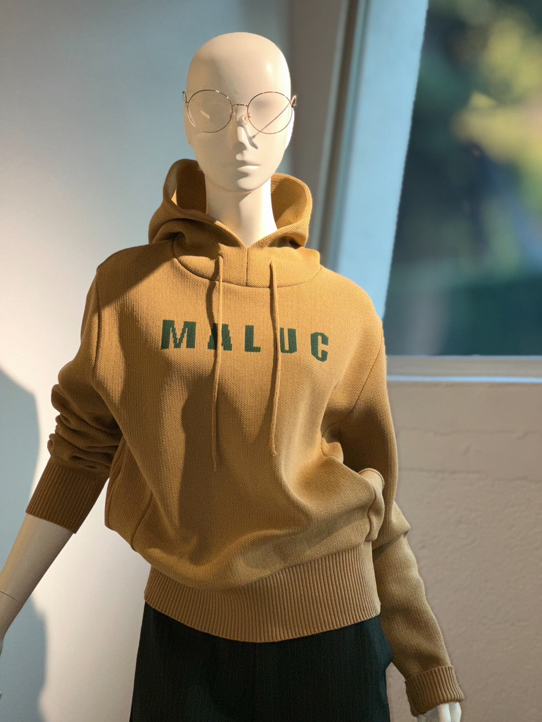 MALUCプルオーバーパーカー(キャメル)
