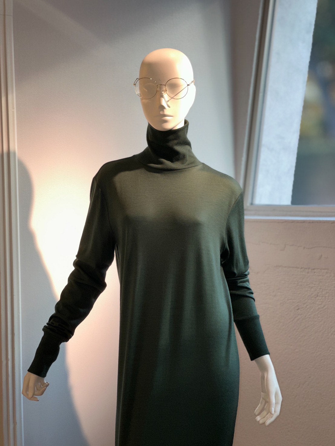 ニットカットタートルロングワンピース(グリーン)