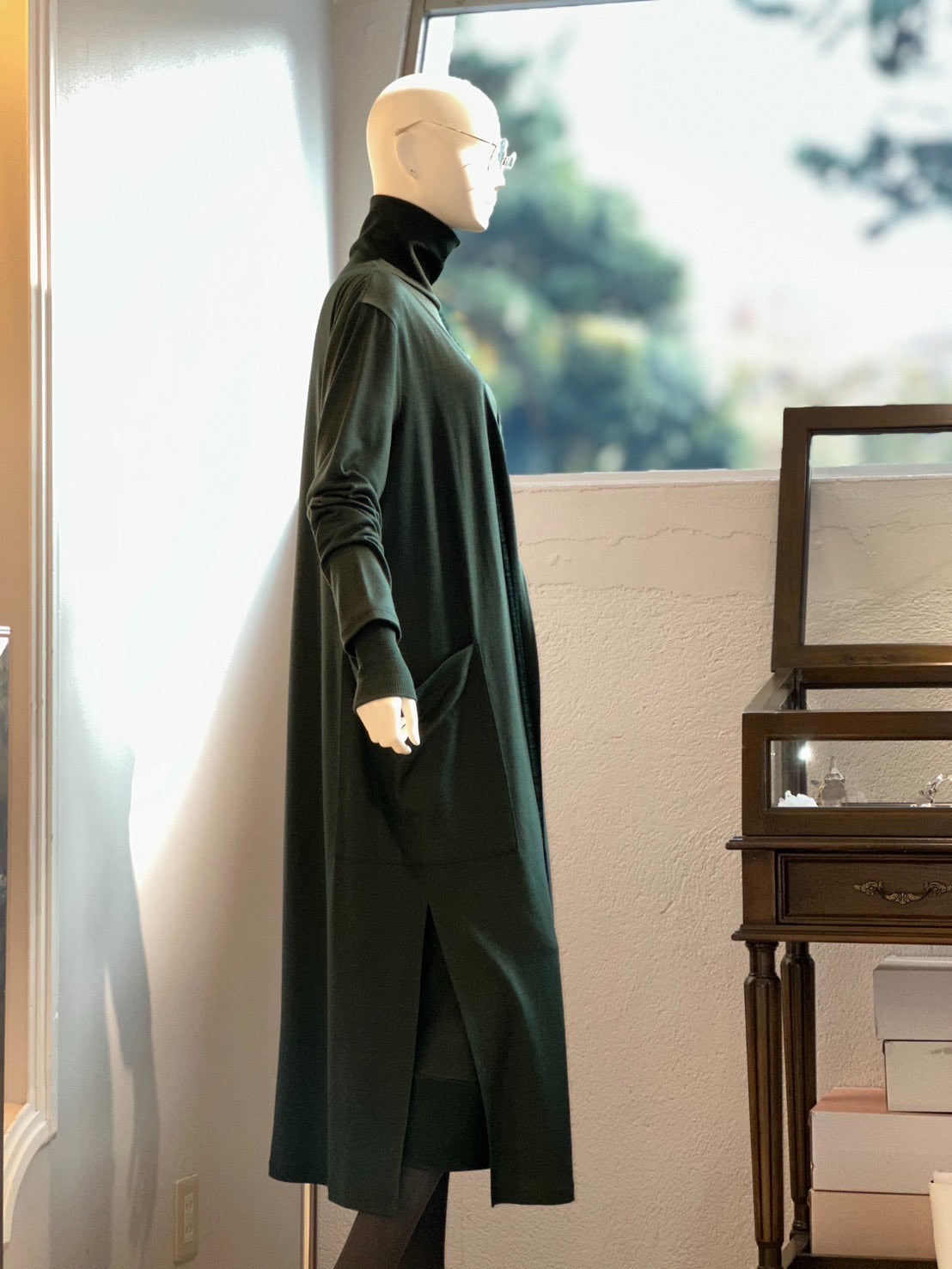 ニットカットタートルロングワンピース(グリーン)