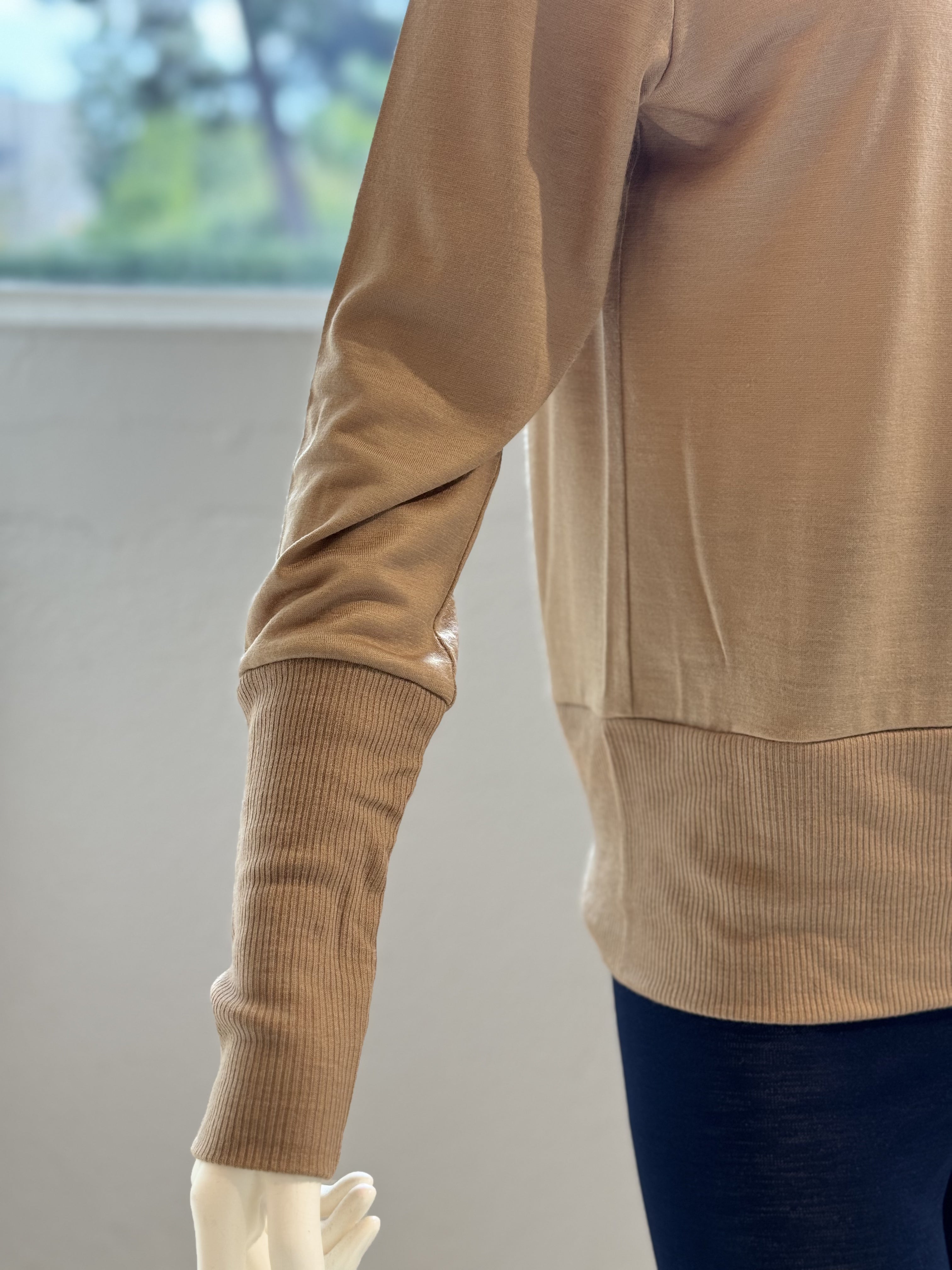 ニットカットリヴハイネック(キャメル)