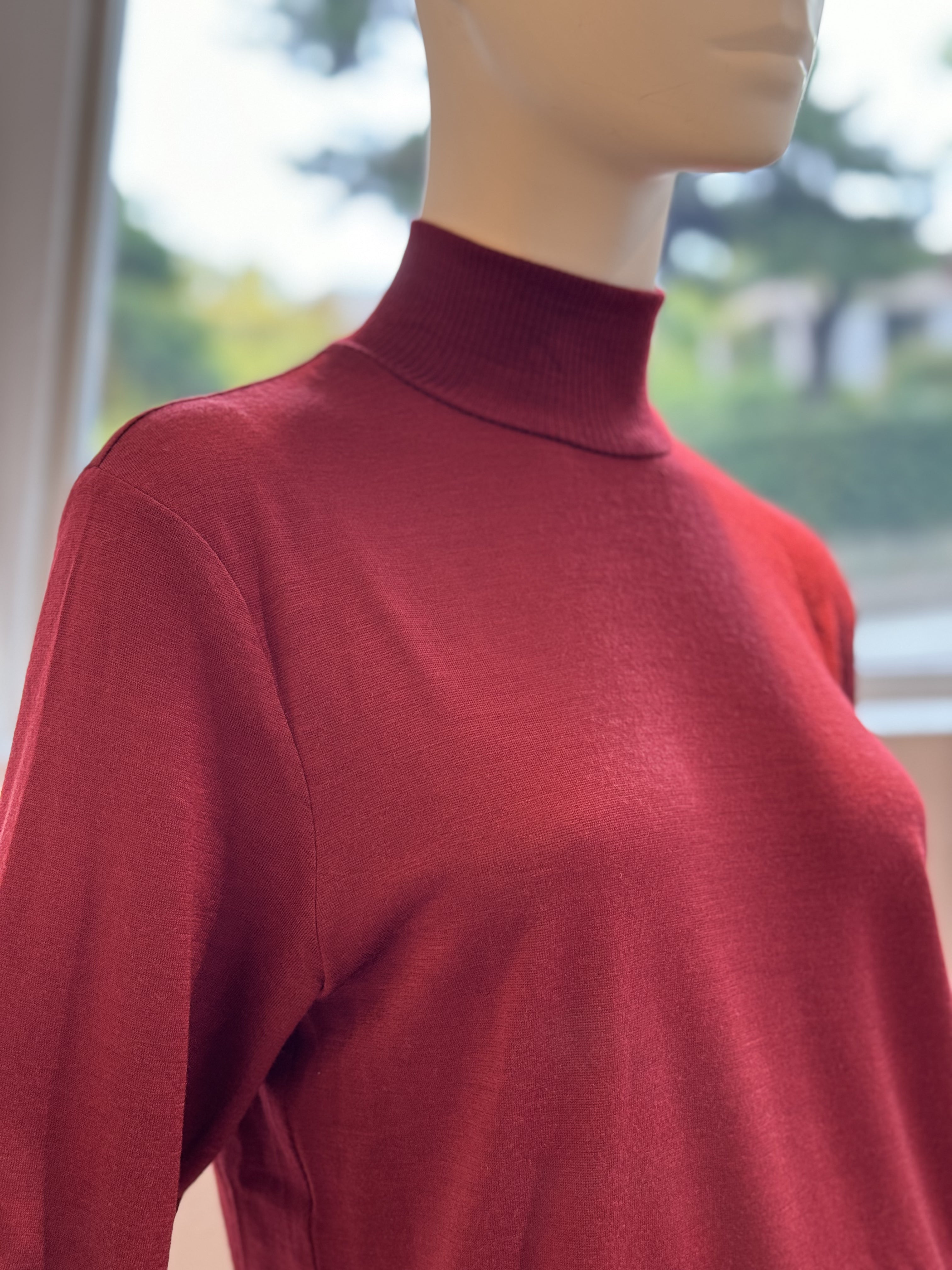 ニットカットリヴハイネック(ボルドー)