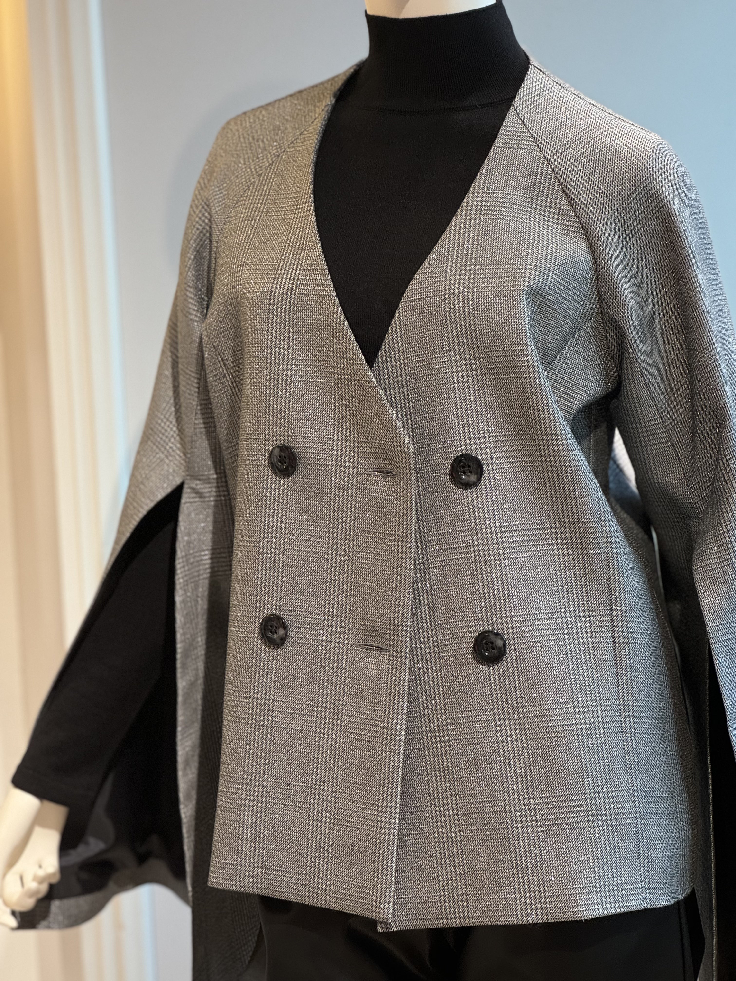 ラメ袖スリットジャケット(ホワイトシルバー)