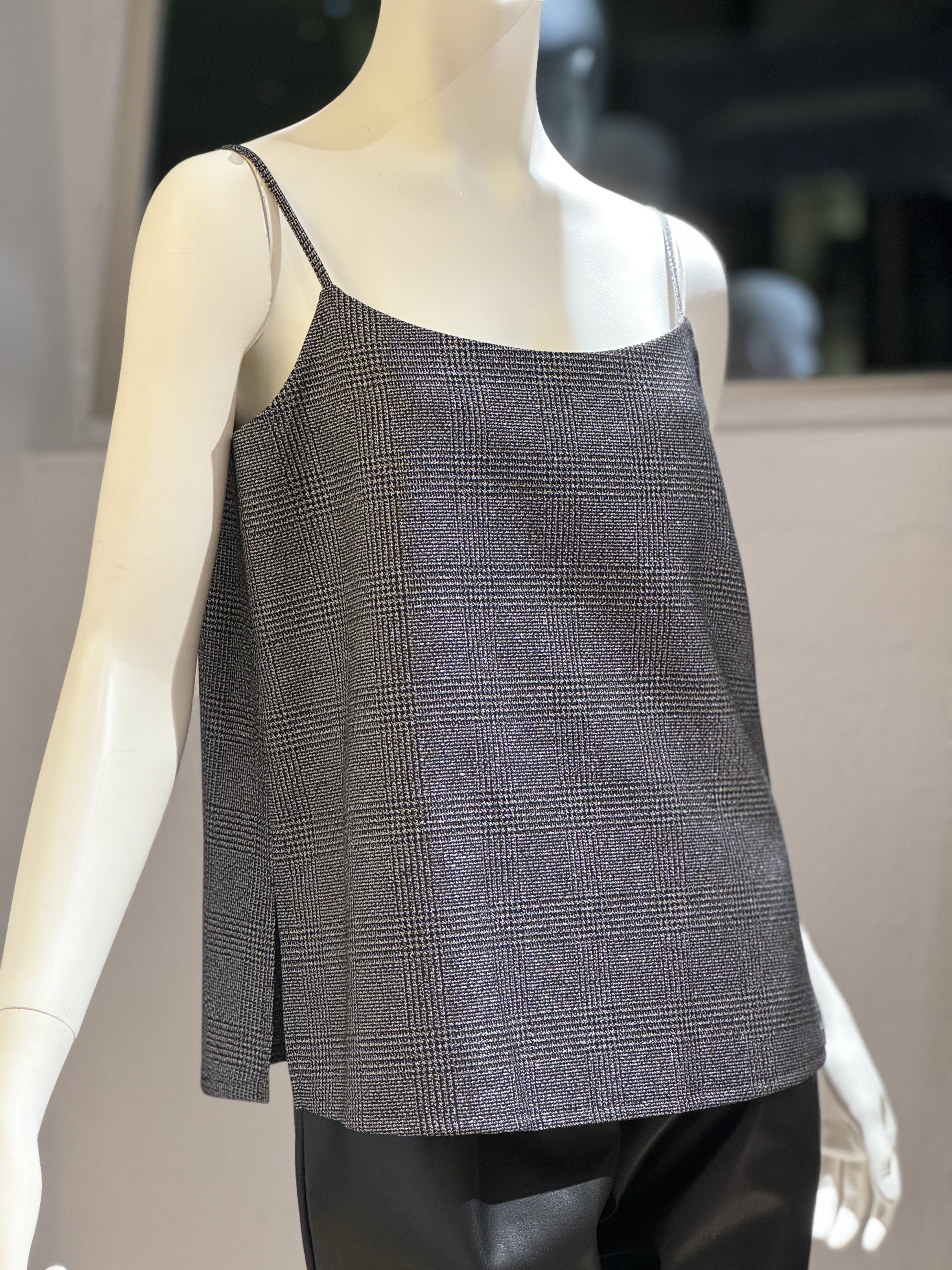 キャミソールブラウス(ブラックシルバー)