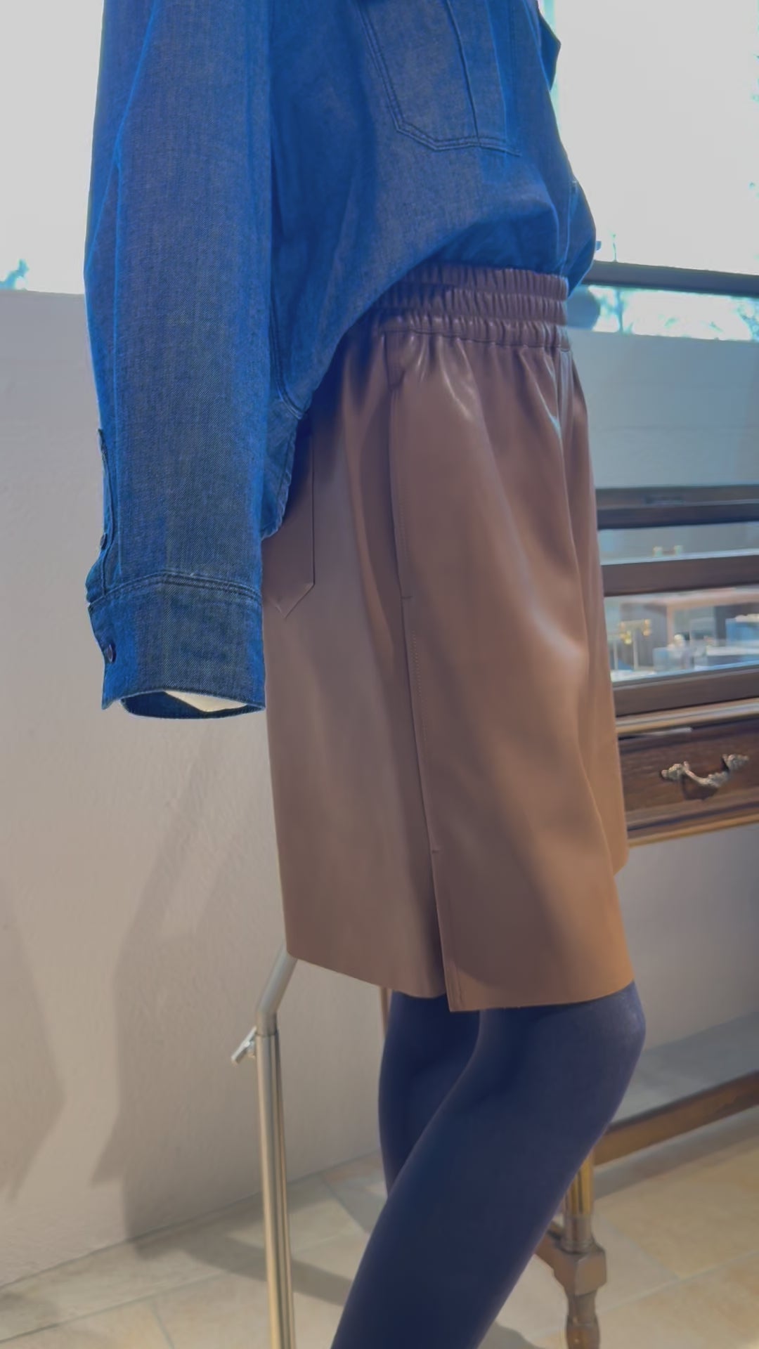 フェイクレザーショートパンツ(ブラウン)