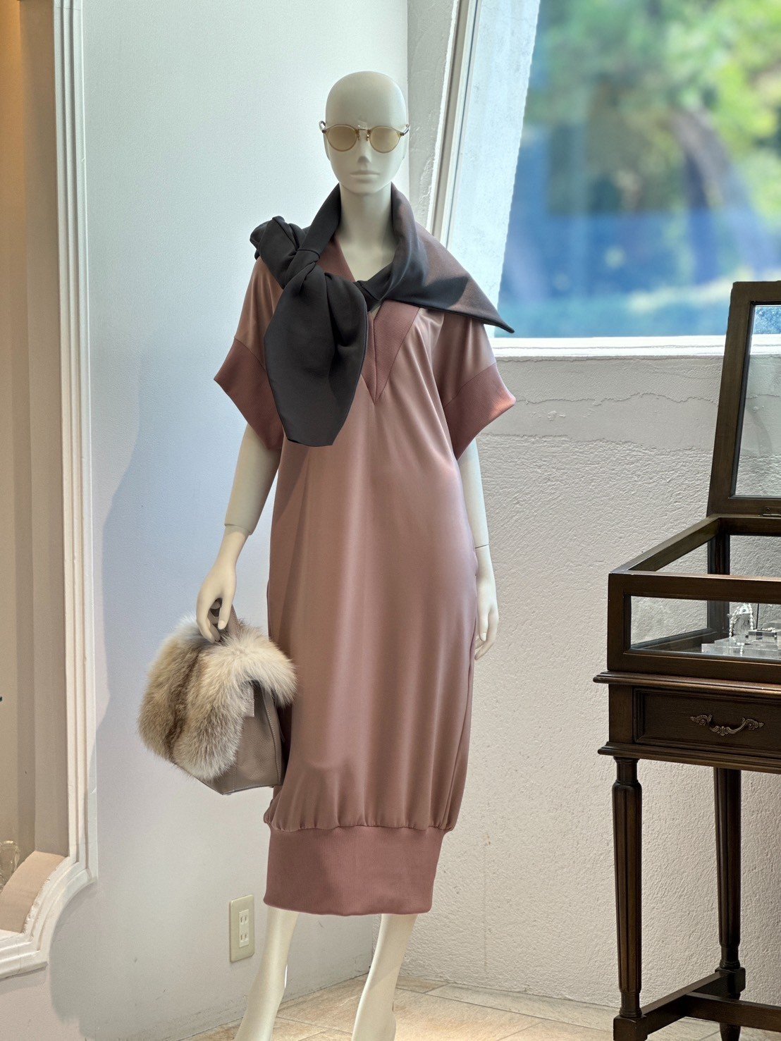【コーデセット】リヴゴムVワンピース×ショートカーディガン