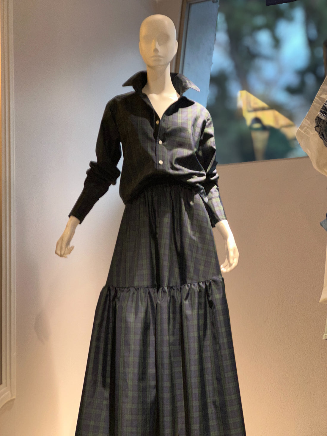 【コーデセット】ラウンドカラーシャツ(グリーン×ネイビー)×チェックティアードスカート(グリーン×ネイビー)