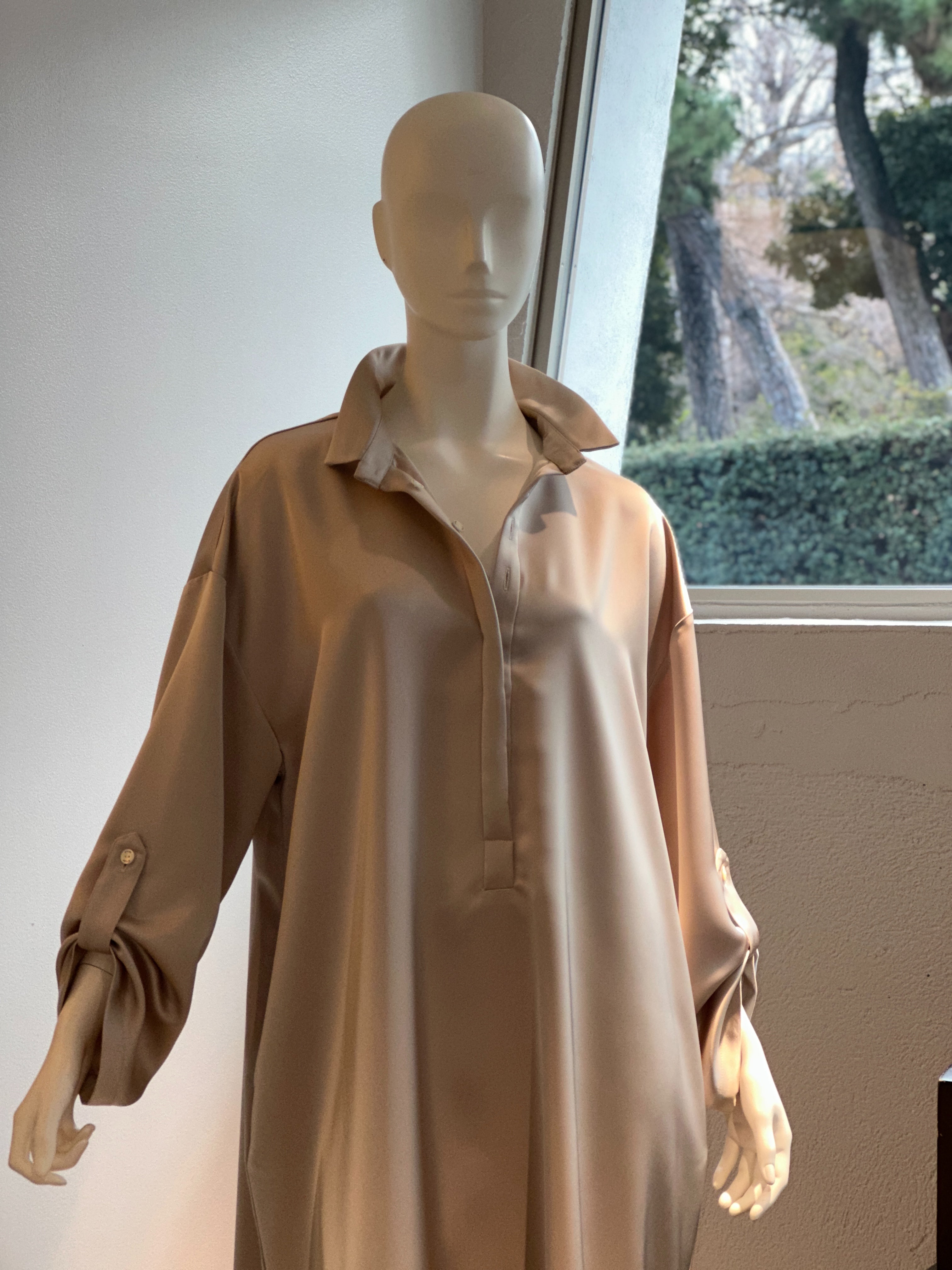 Theory ベージュ シャツワンピース S Theory ベージュ シャツワンピース S - メルカリ