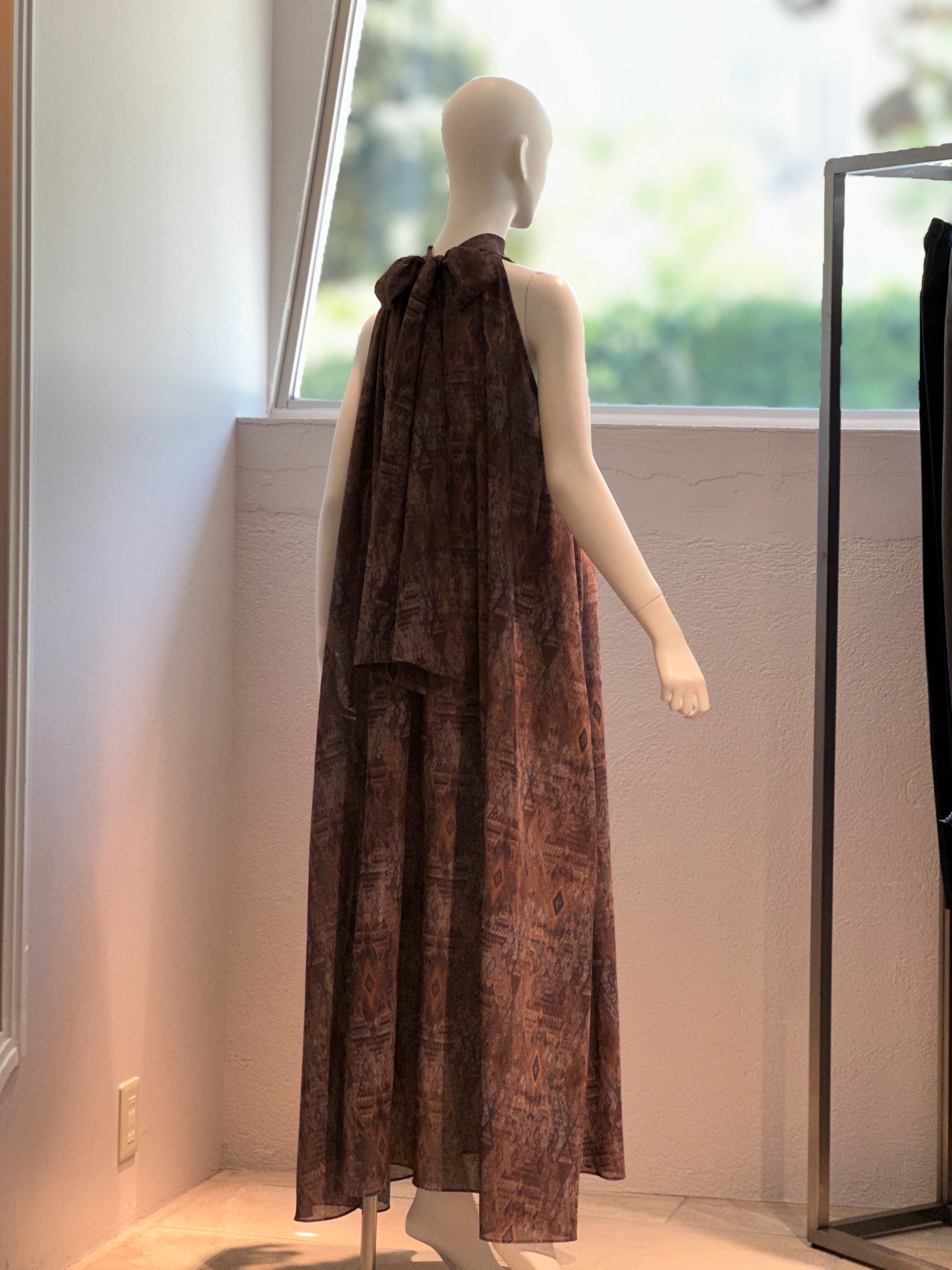 アフリカンホルターネックワンピース(ブラウン) – stylist-kurakuen