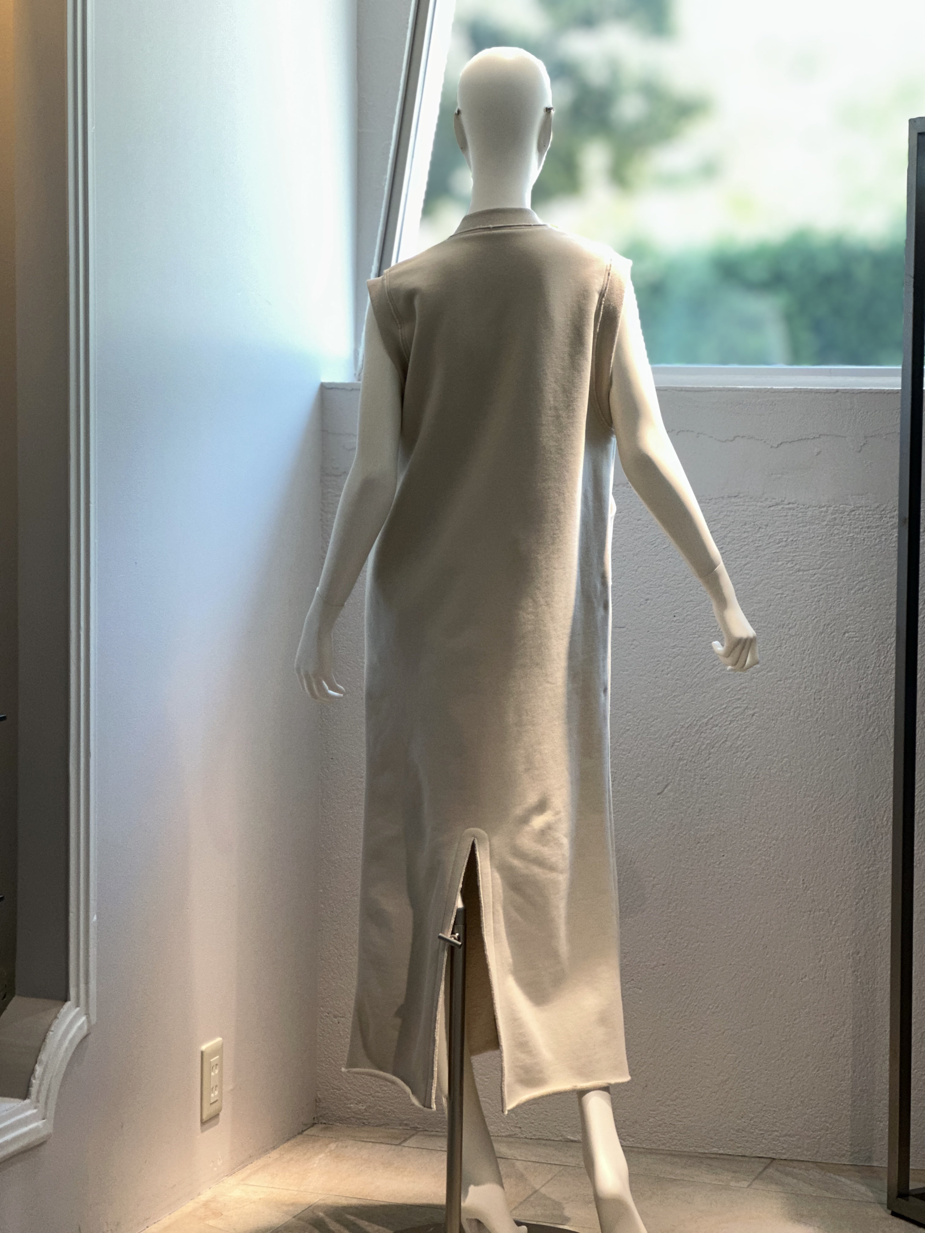 ハイパーストレッチワンピース(クリーム)
