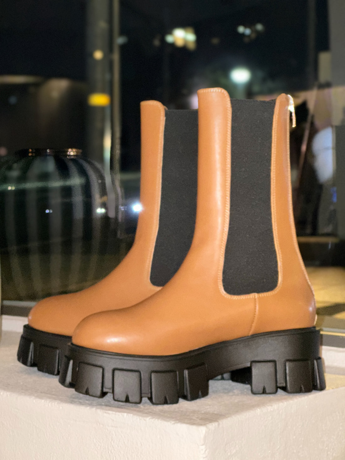 サイドゴアブーツ（キャメル）