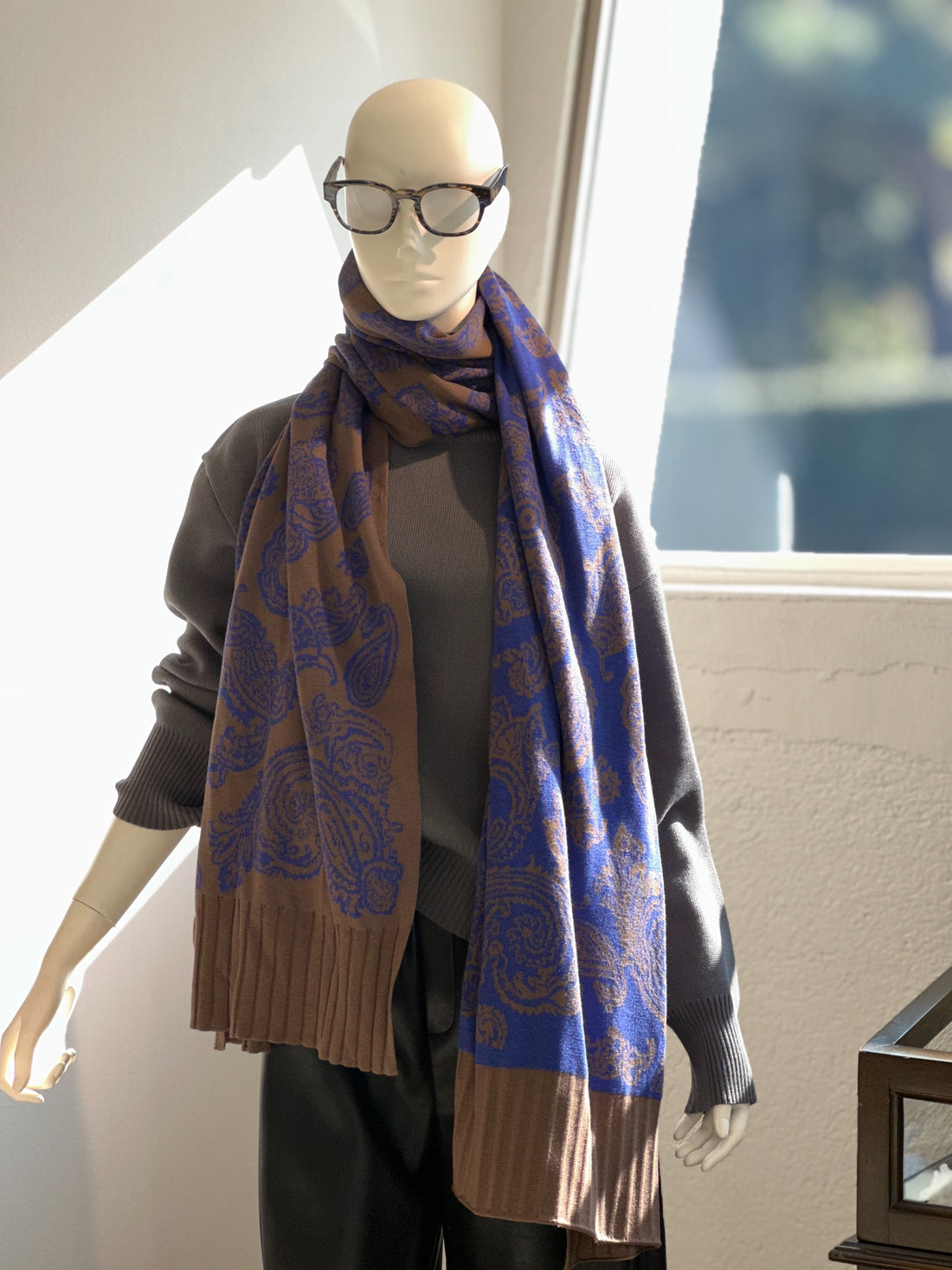 ペイズリーロングストール（ブラウン×ブルー）