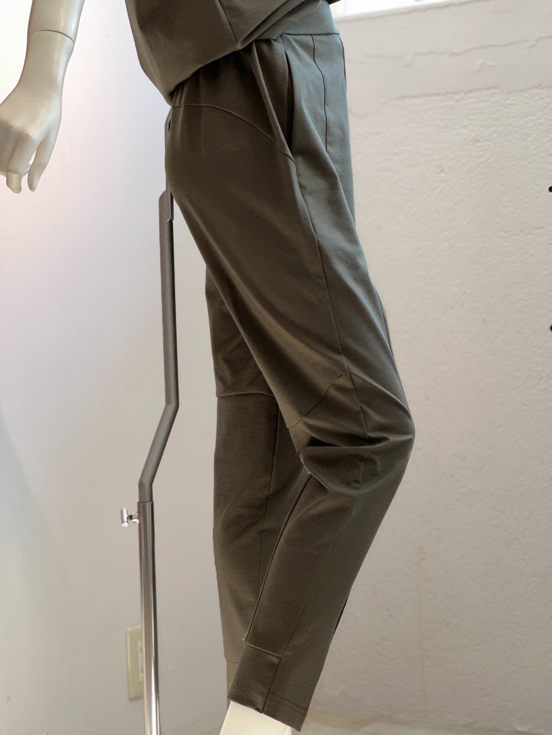 オリジナルスリットパンツ(カーキ)