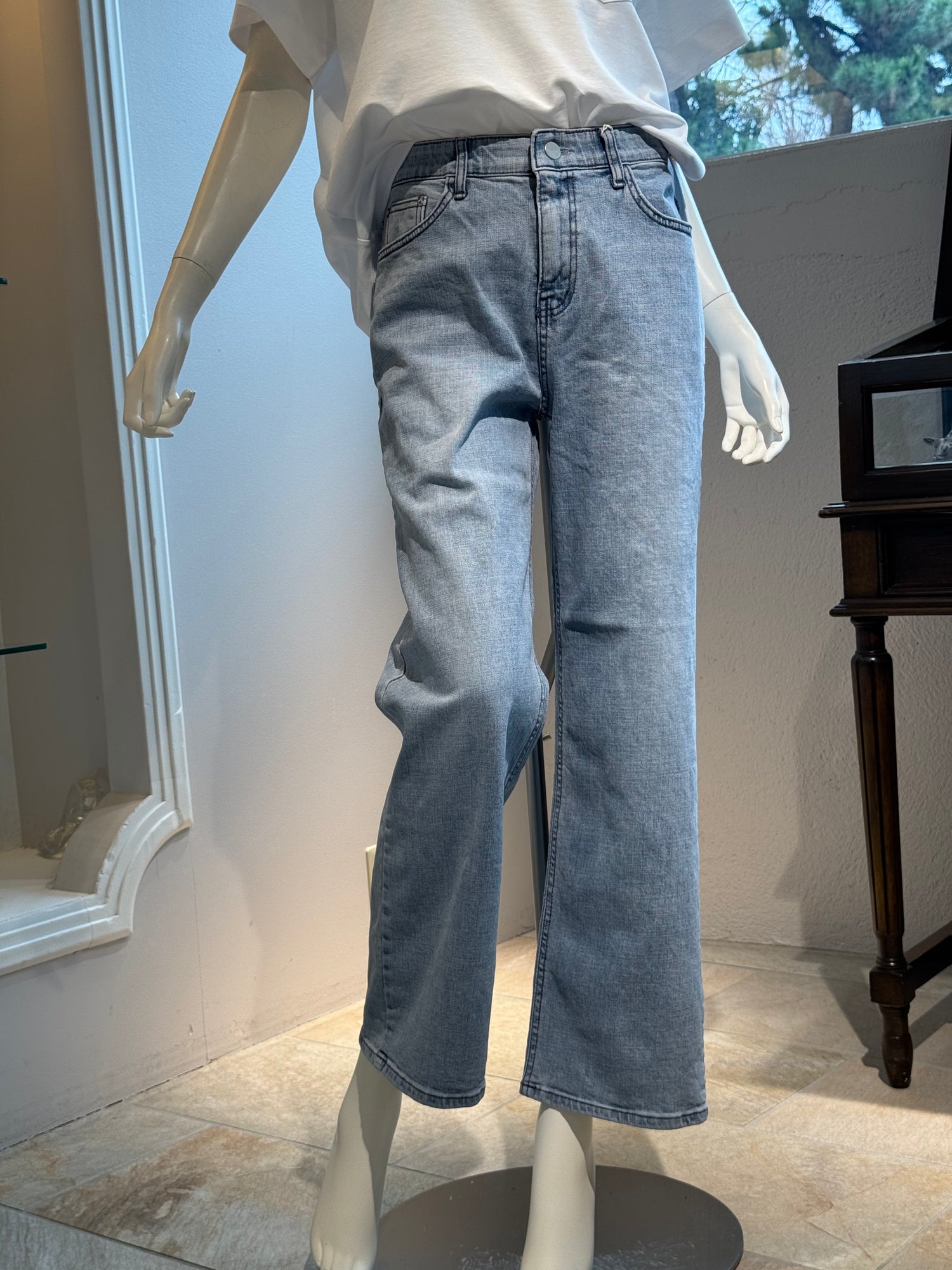 タイトストレートデニム(ライトブルー) – stylist-kurakuen タイトストレートデニム(ライトブルー) – stylist-kurakuen