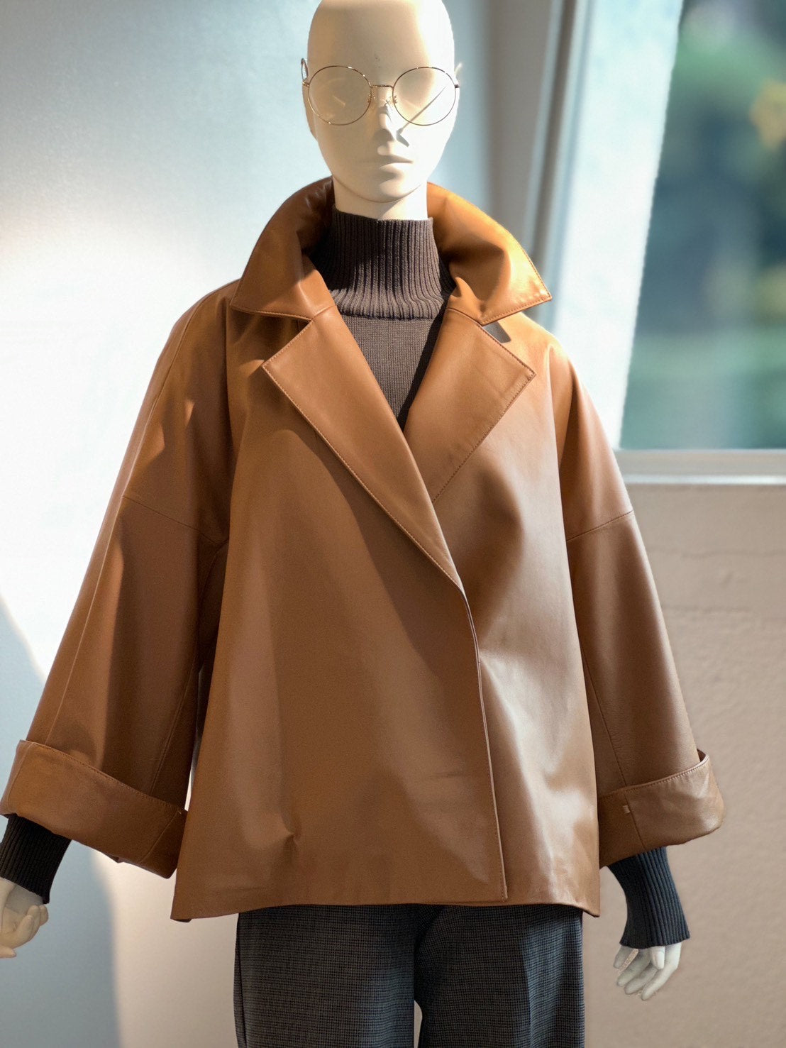 レザーショートトレンチコート（キャメル）