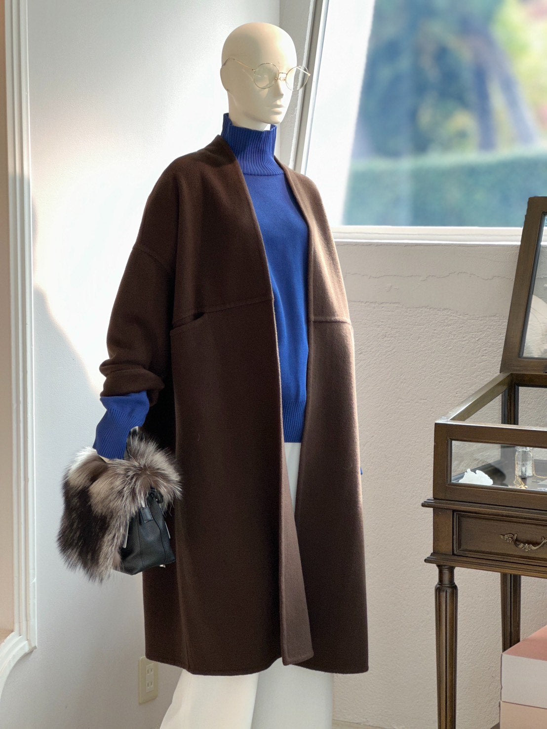 ノーカラーウールカシミヤコート(ダークブラウン) – stylist-kurakuen