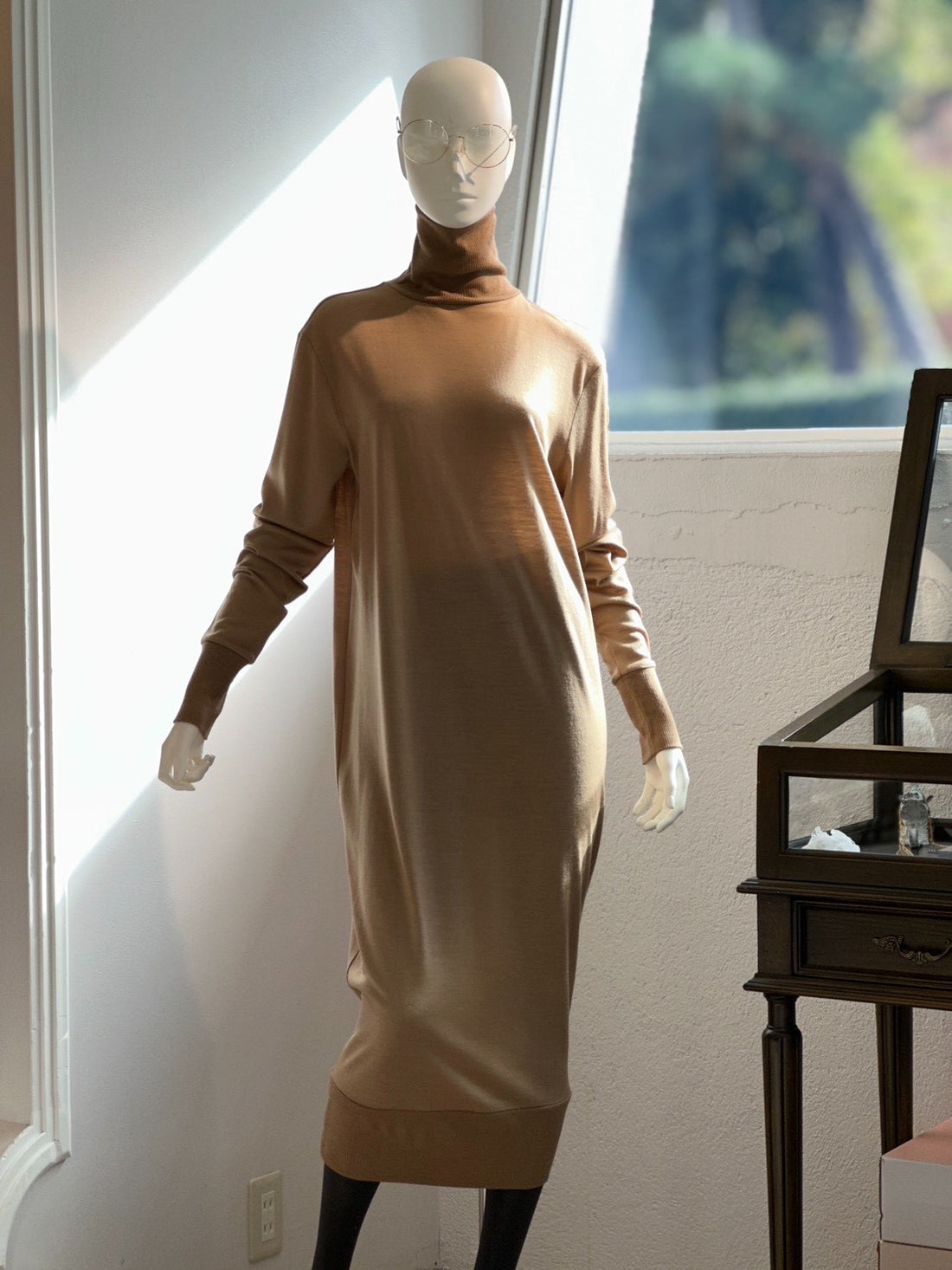 ニットカットタートルロングワンピース（キャメル）