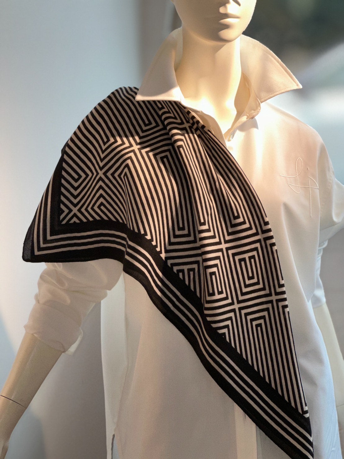 ストール（ジオ×トリック）