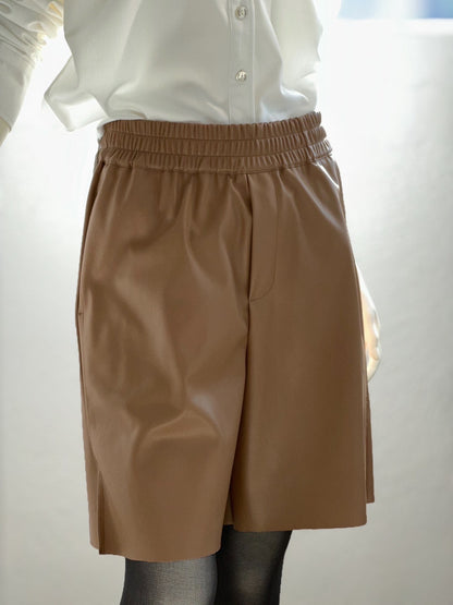 フェイクレザーハーフパンツ