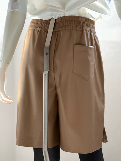 フェイクレザーハーフパンツ