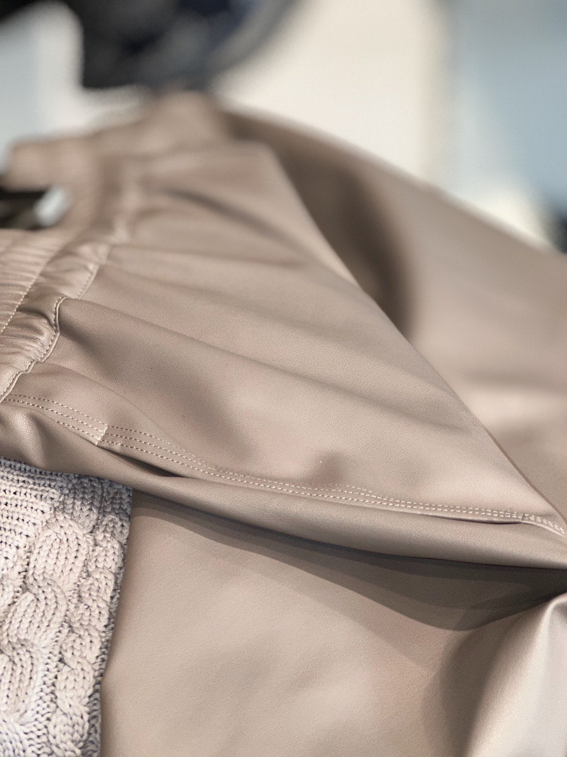 フェイクレザーハーフパンツ