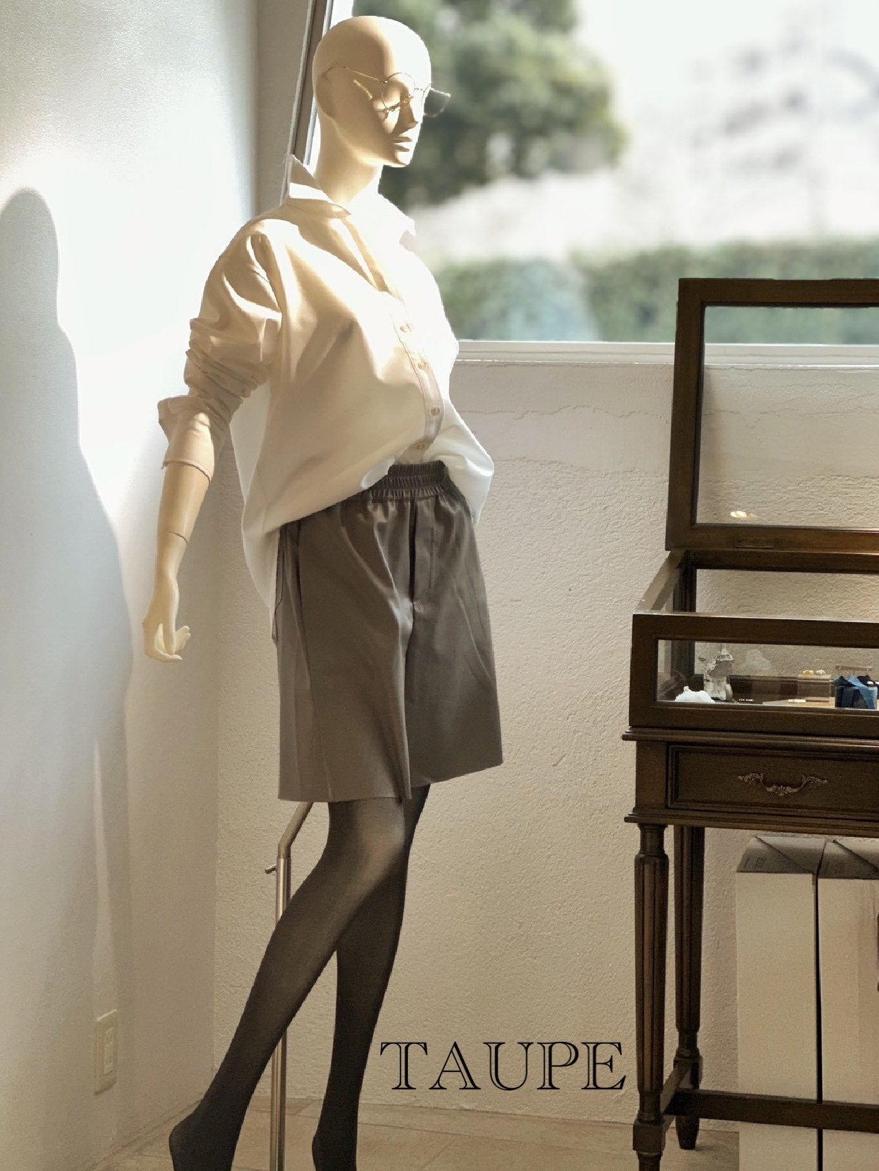 フェイクレザーハーフパンツ