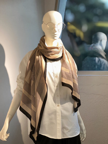 スカーフ（ジオメトリック）