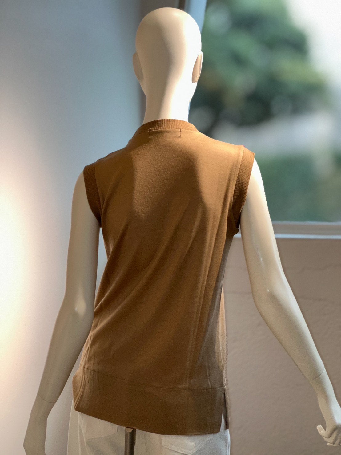 ニットカットノースリーブ