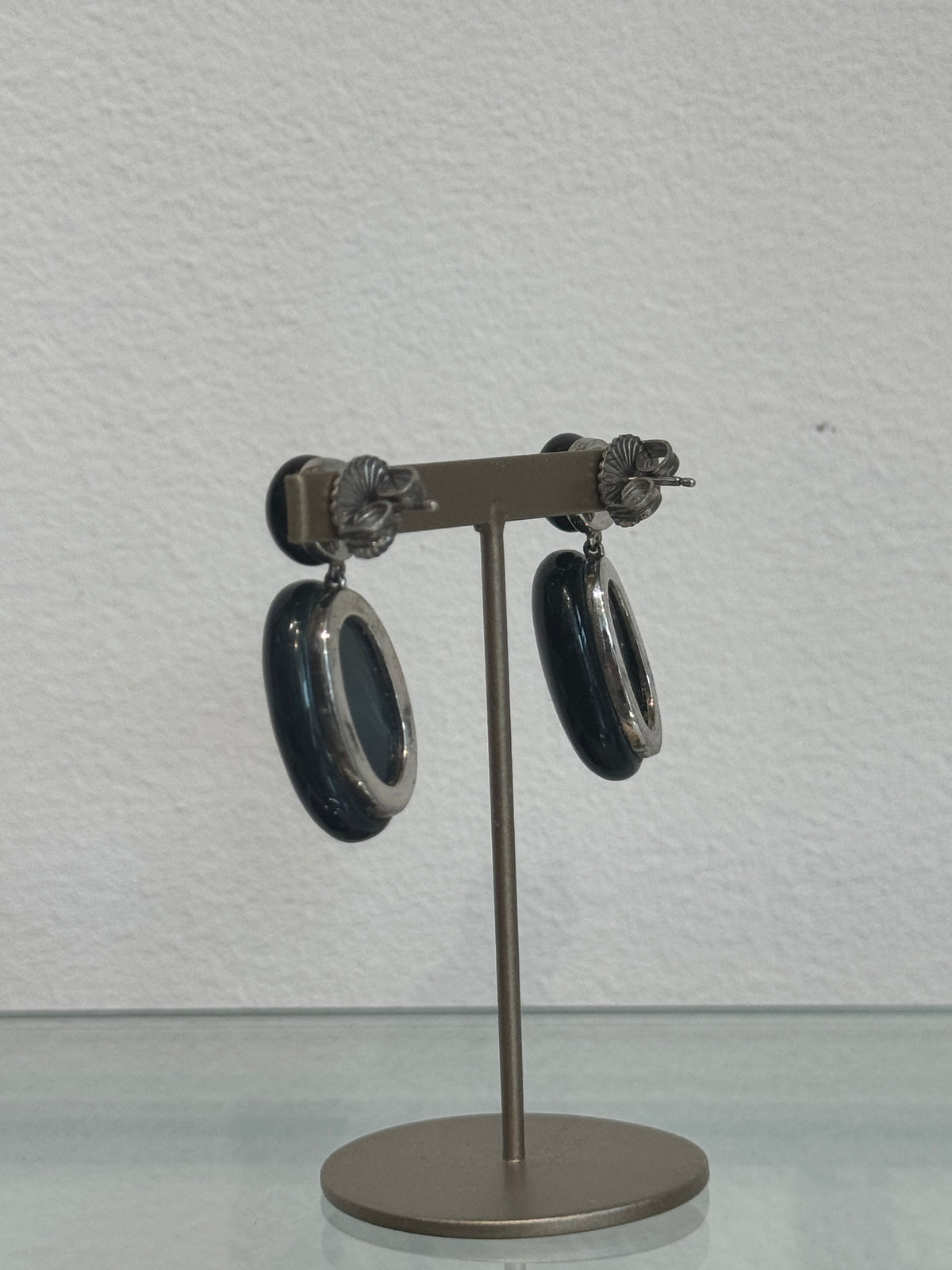 スペインダブルオーバルピアス（ブラック）