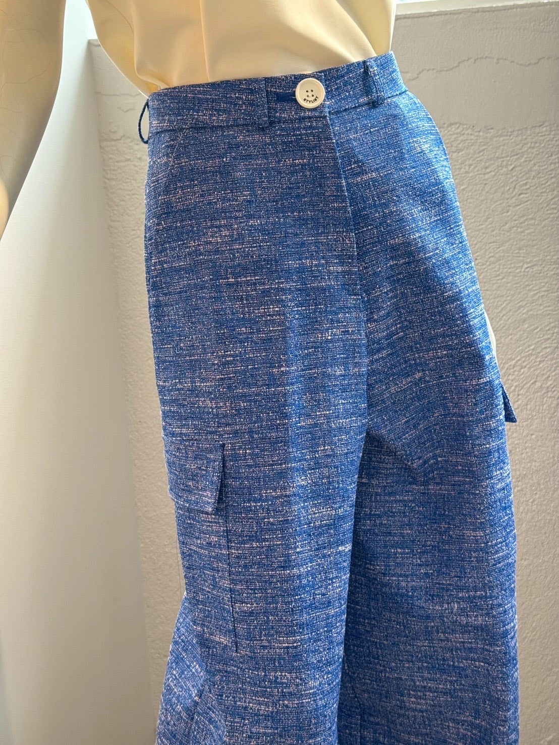 スラブツイード ワイドカーゴパンツ（BLUE）