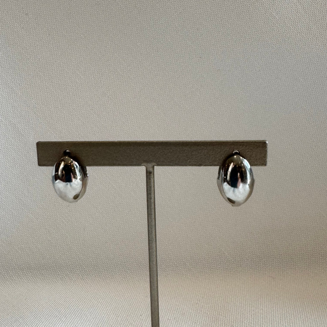 長丸ピアス