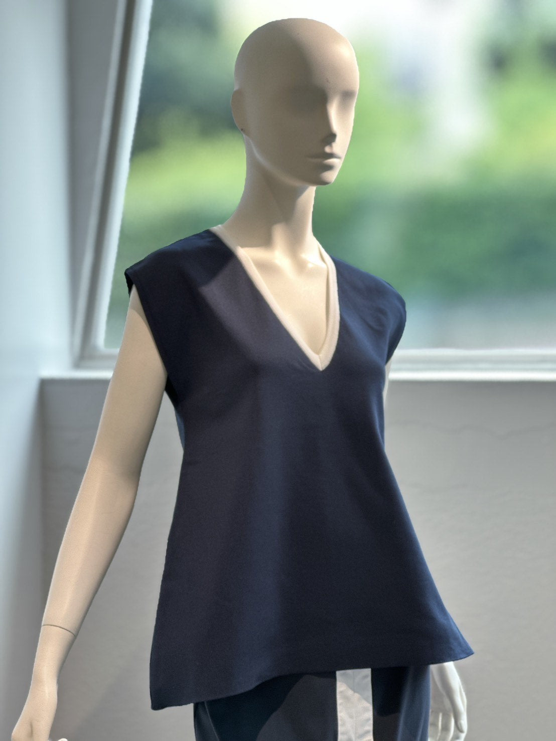 ■ a735 CELINE Vネックチュニック ノースリーブ Aライン フィットテック Aラインノースリーブ Vネック(NAVY×WHITE) – stylist
