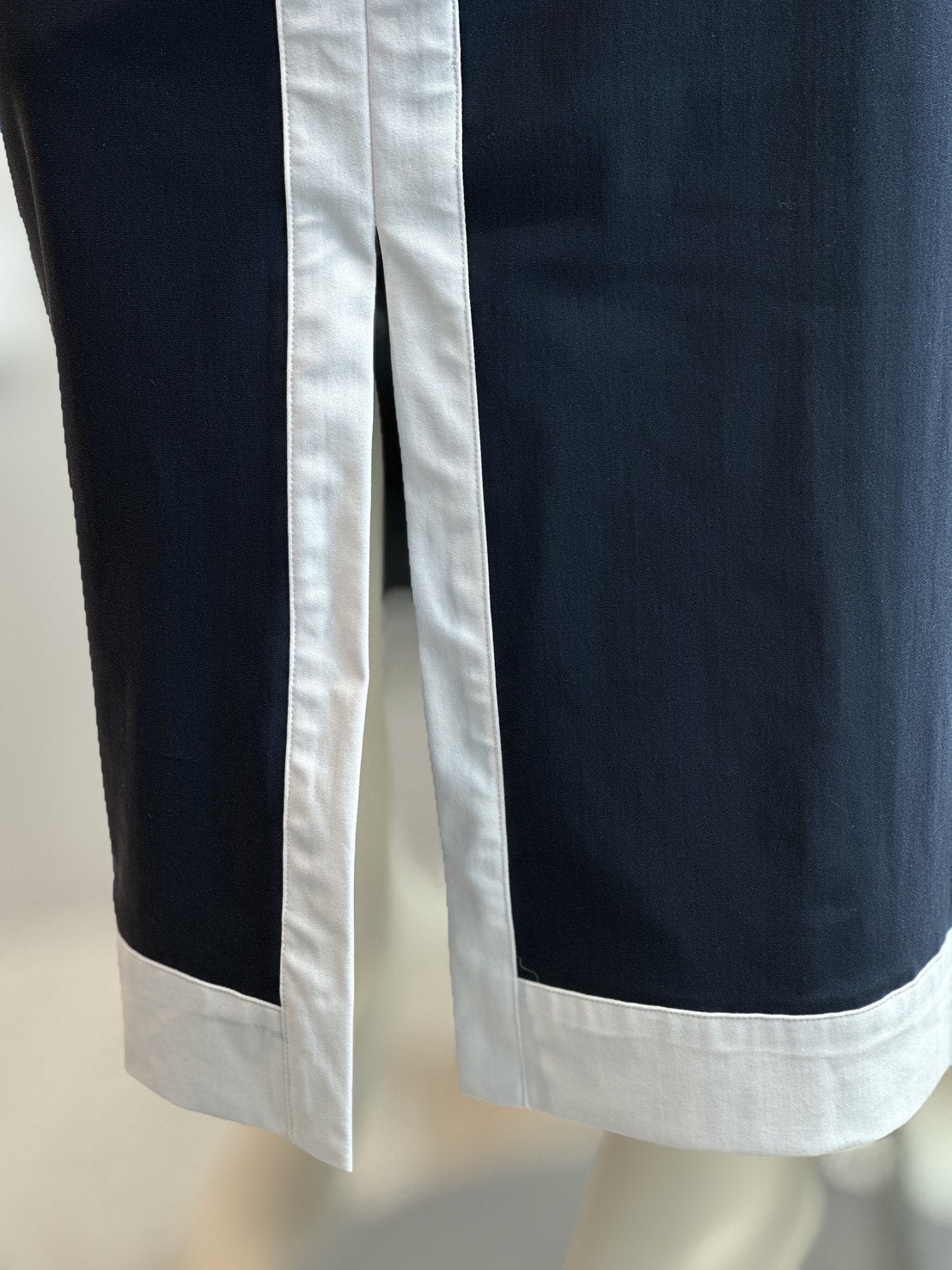 トリミング Ａラインスカート（NAVY×WHITE）
