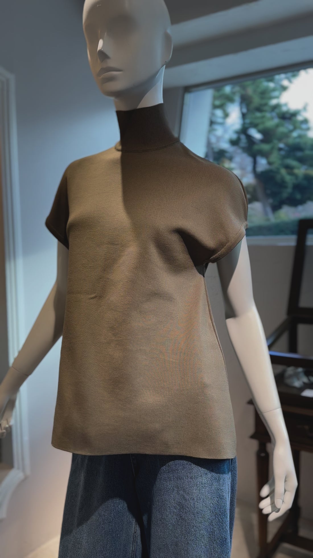 ハイネックフレンチAラインニット(トープ)