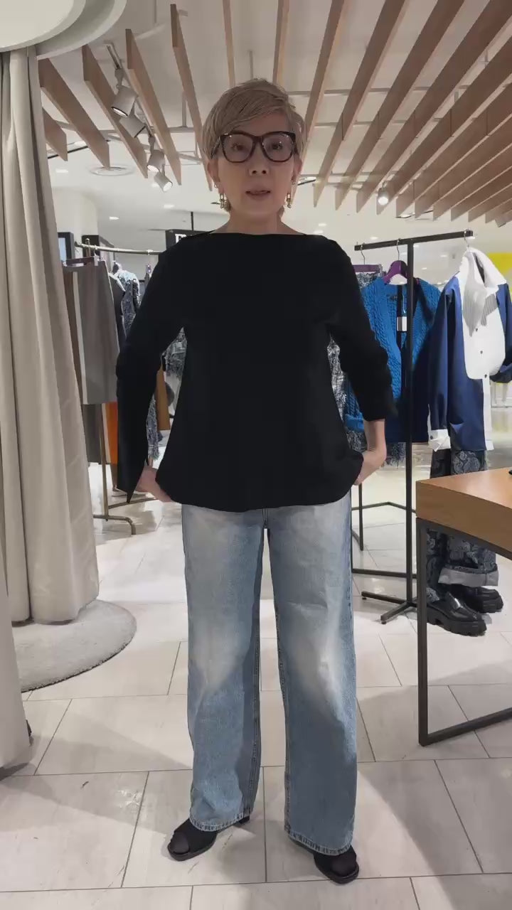 フィットテックボートネックニット