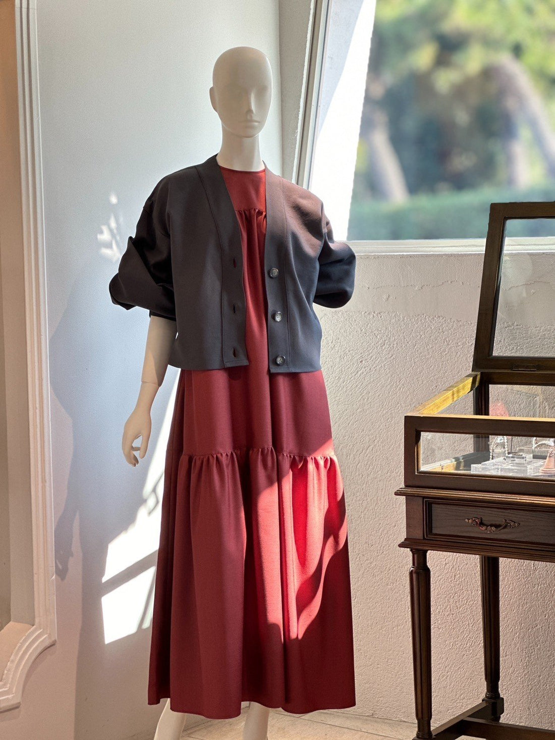 【コーデセット】ティアードワンピース×ショートカーディガン